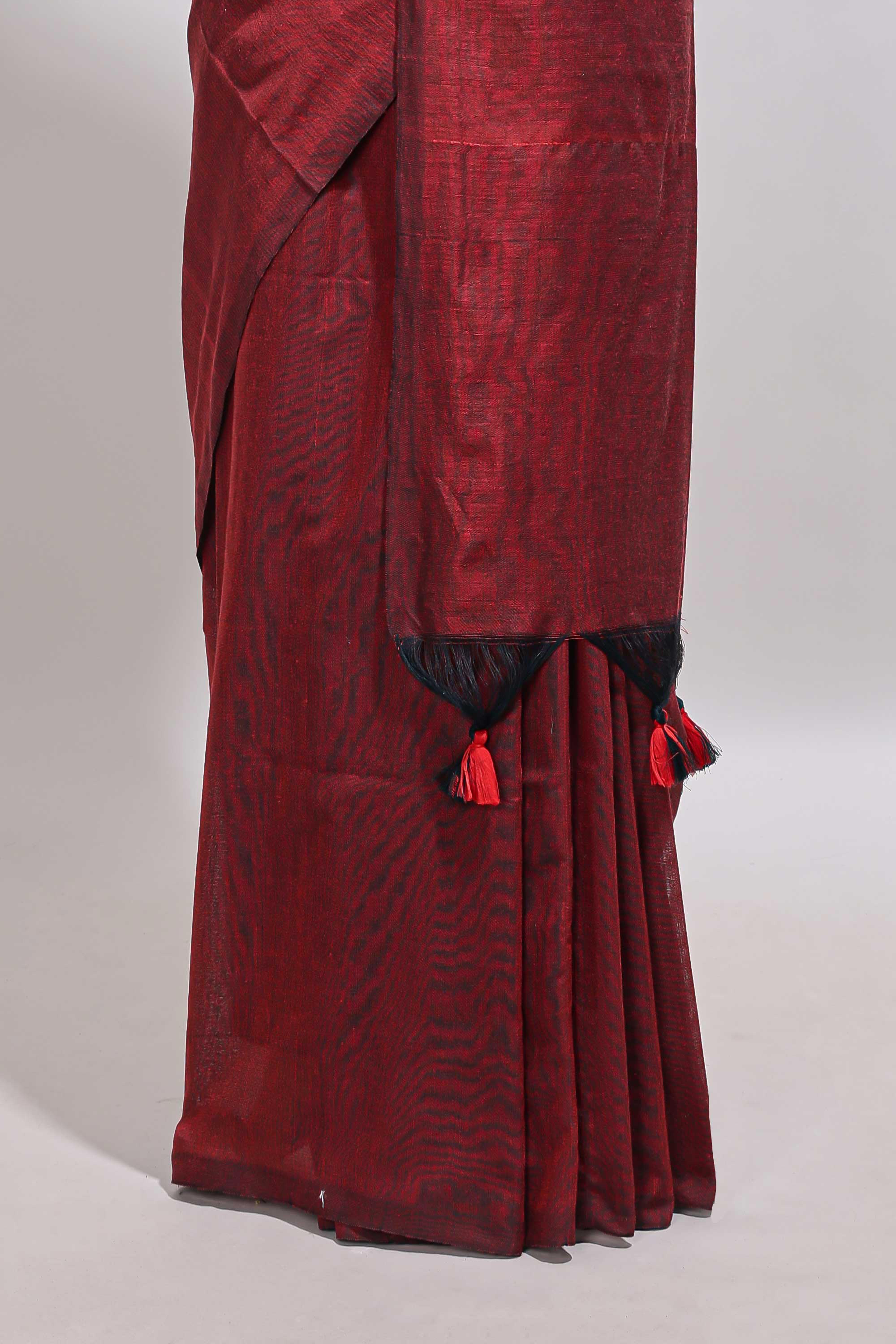 Borderless maroon plain south cotton saree with matching floral print blouse