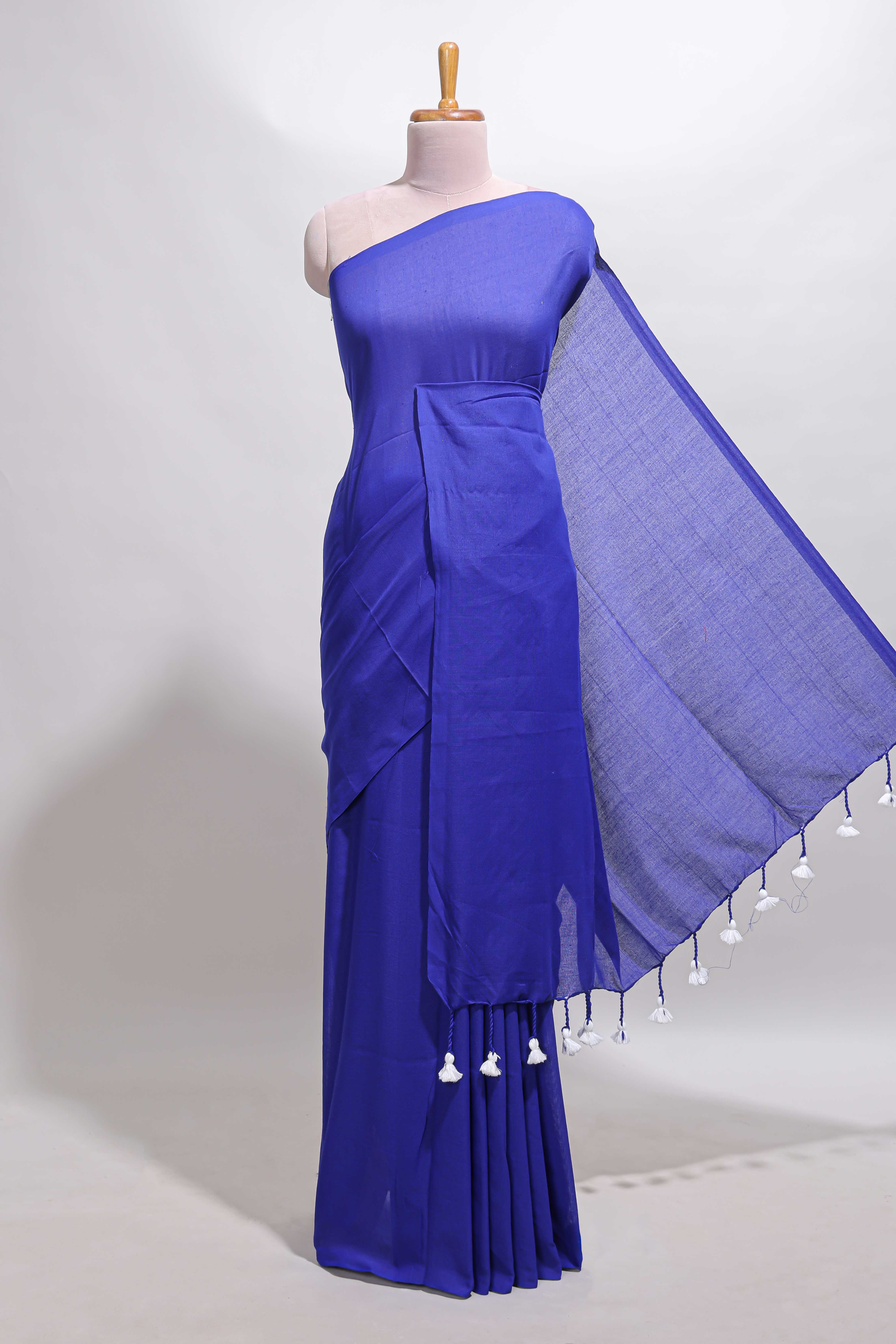 Borderless blue plain south cotton saree with contrast floral print blouse