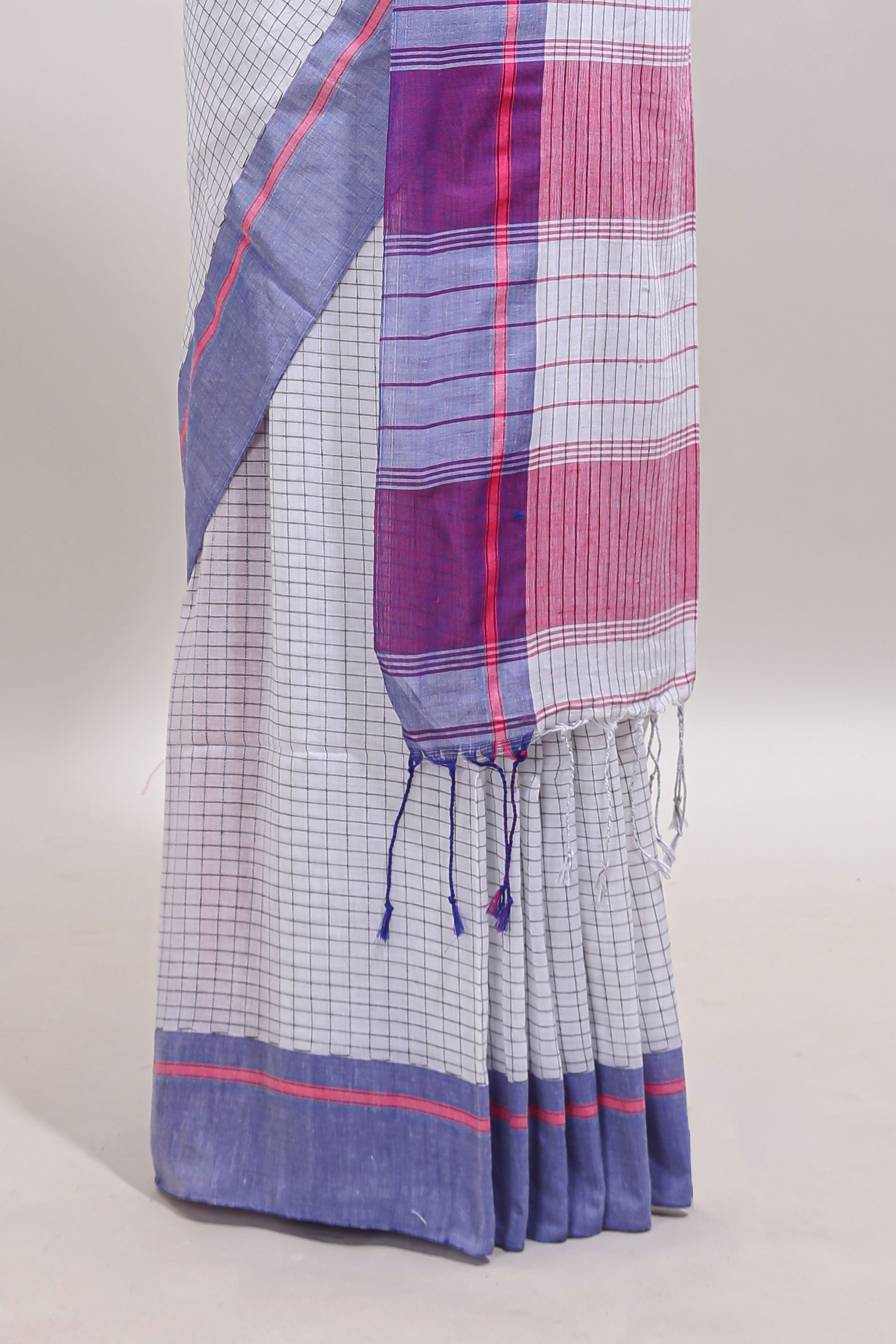 White checked south cotton sarees with contrast border and striped blouse