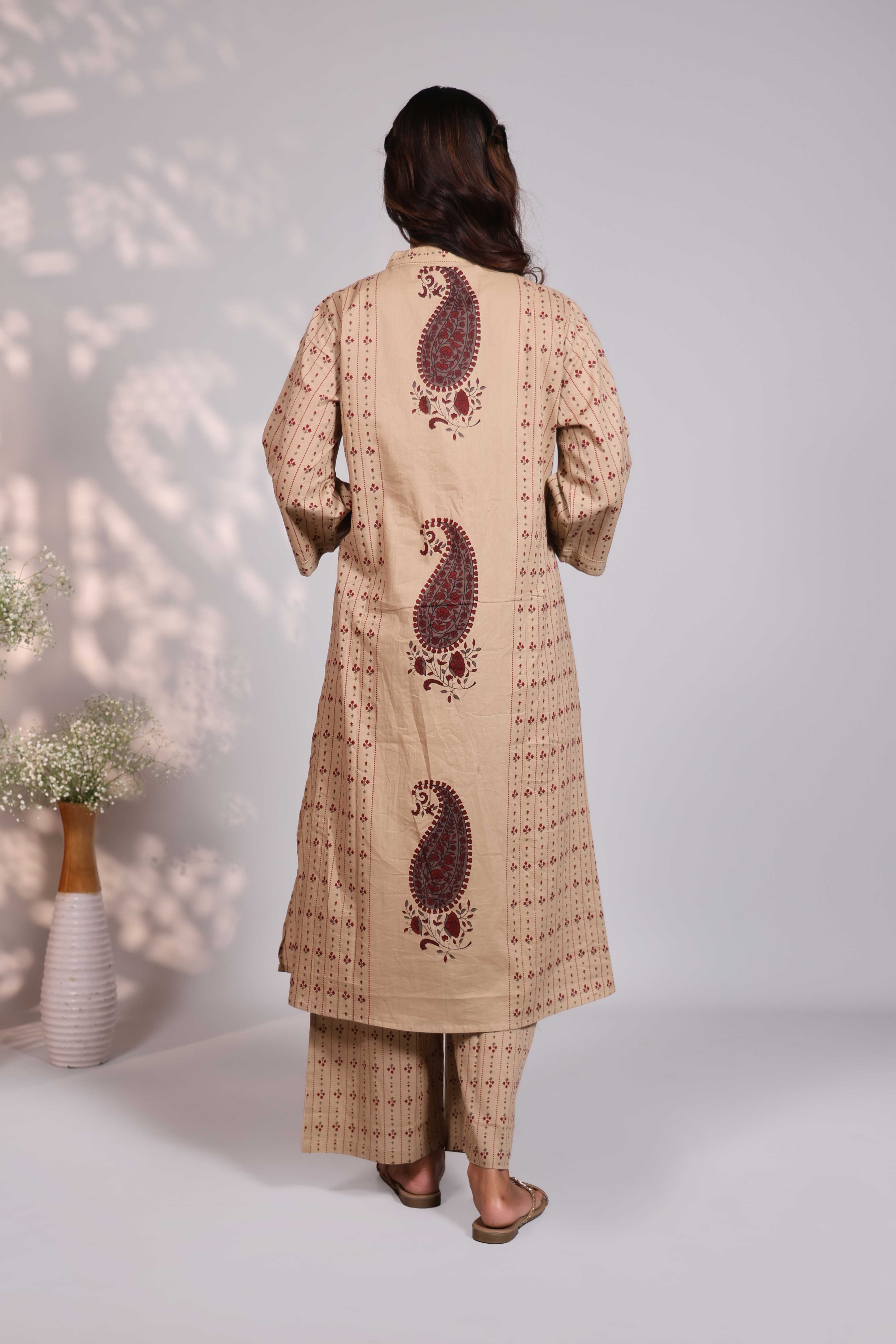 Brown striped floral design V neck salwar set with 3/4th sleeve, self bottom and matching dupatta