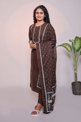 Brown motifs design 3/4 slevee salwar suit with matching pant and floral printed dupatta