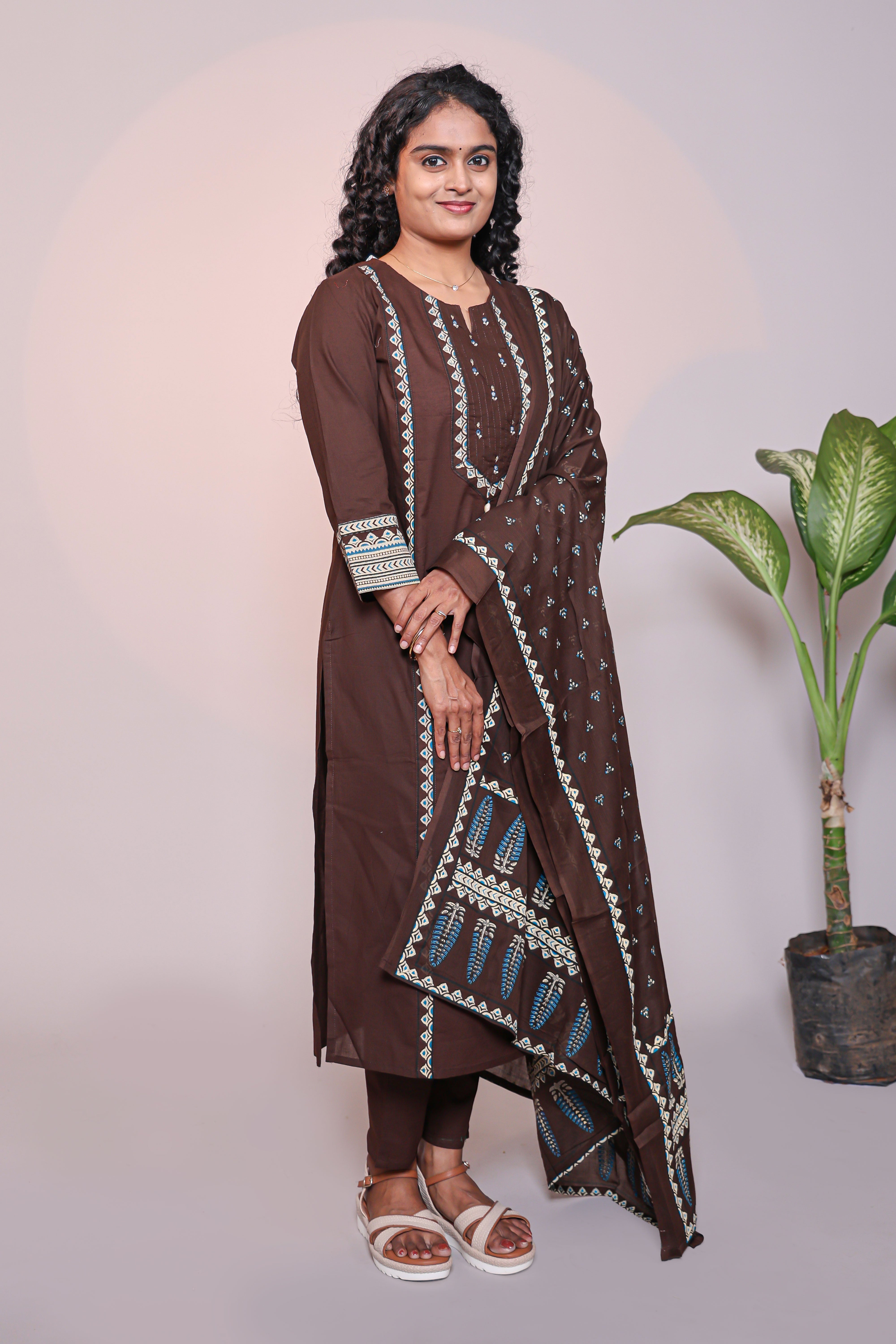 Brown motifs design 3/4 slevee salwar suit with matching pant and floral printed dupatta