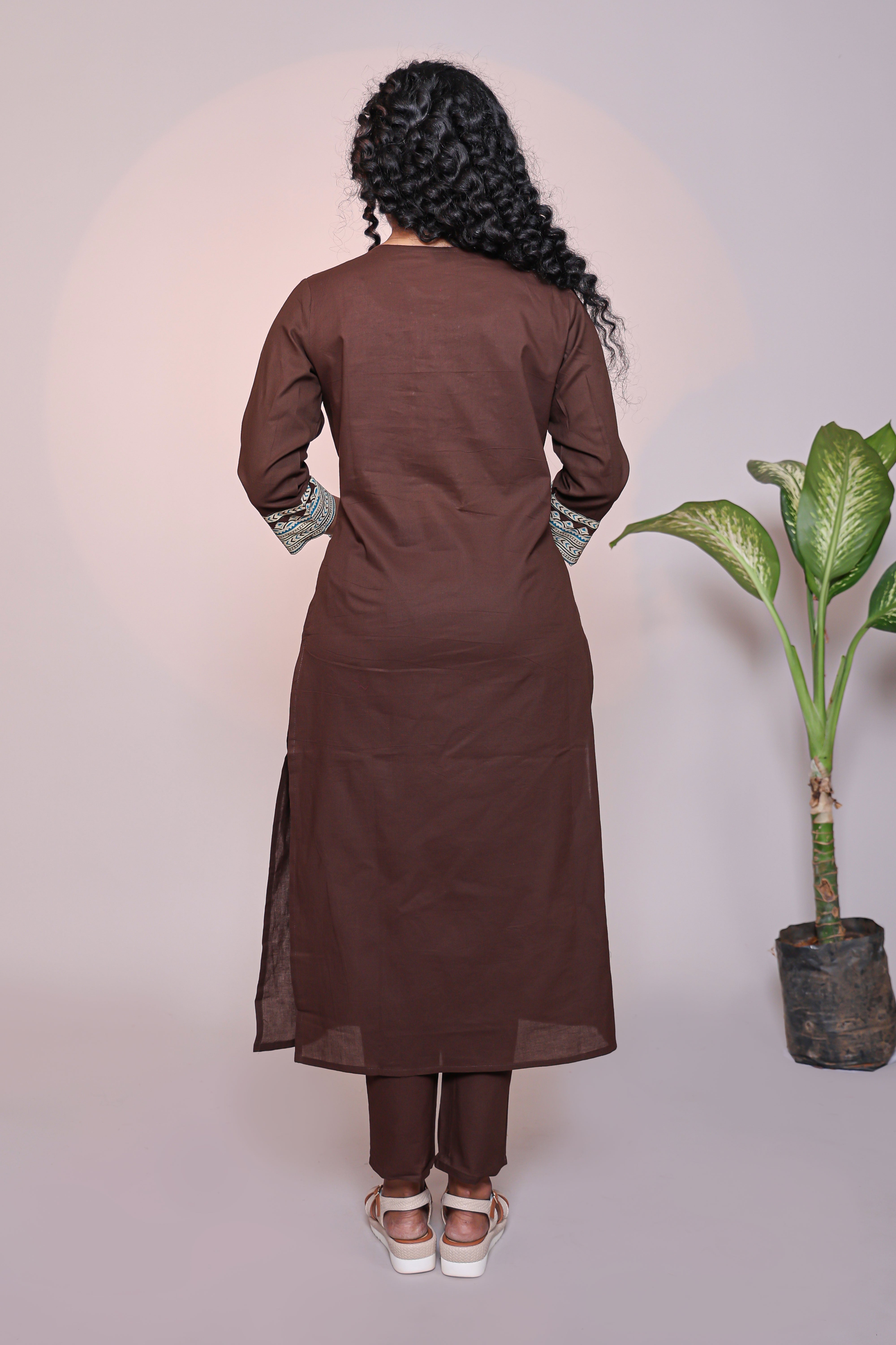 Brown motifs design 3/4 slevee salwar suit with matching pant and floral printed dupatta