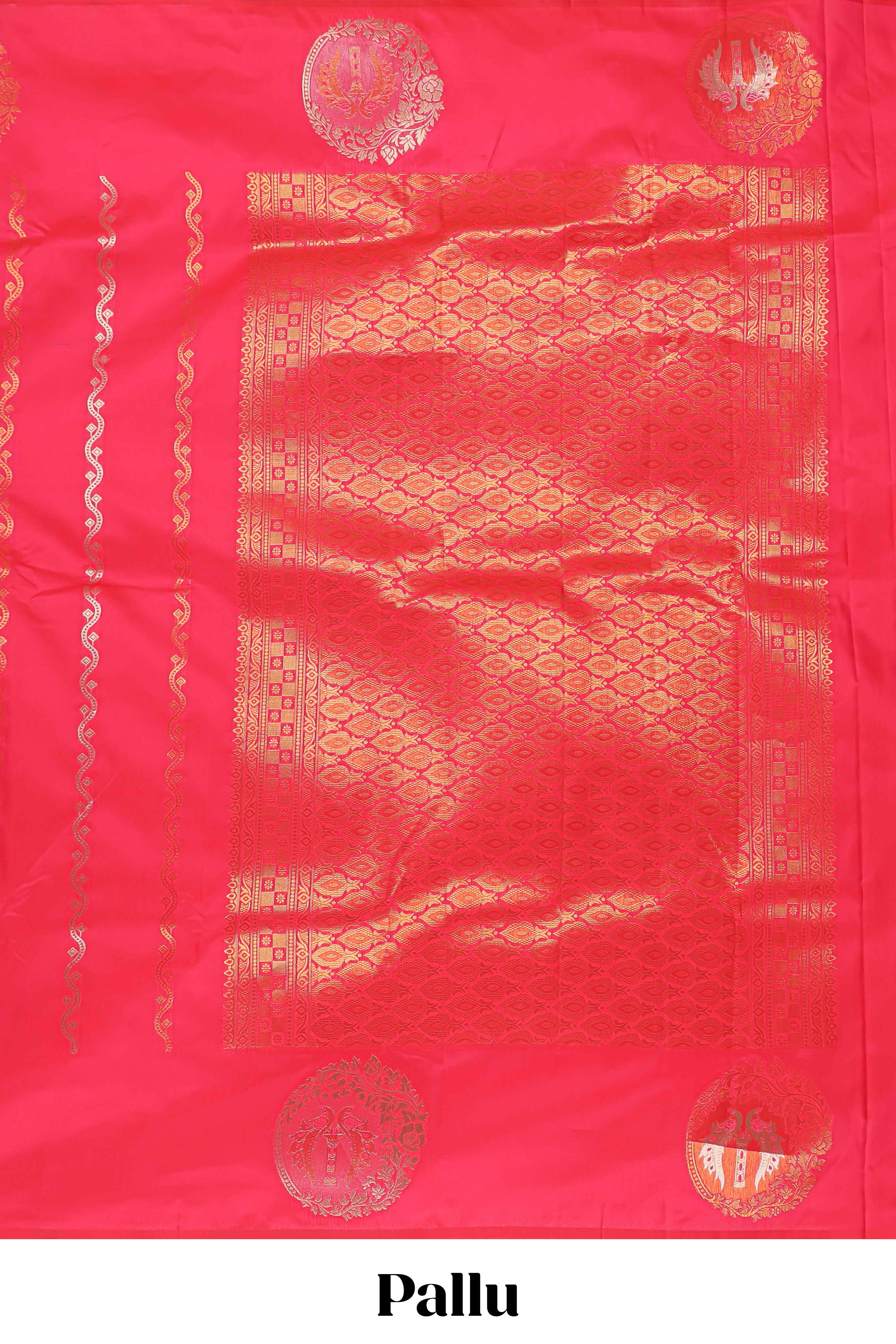 Pink colour Semi soft silk withgold zari floral motifs border with Vaira oosi Design and matching blouse