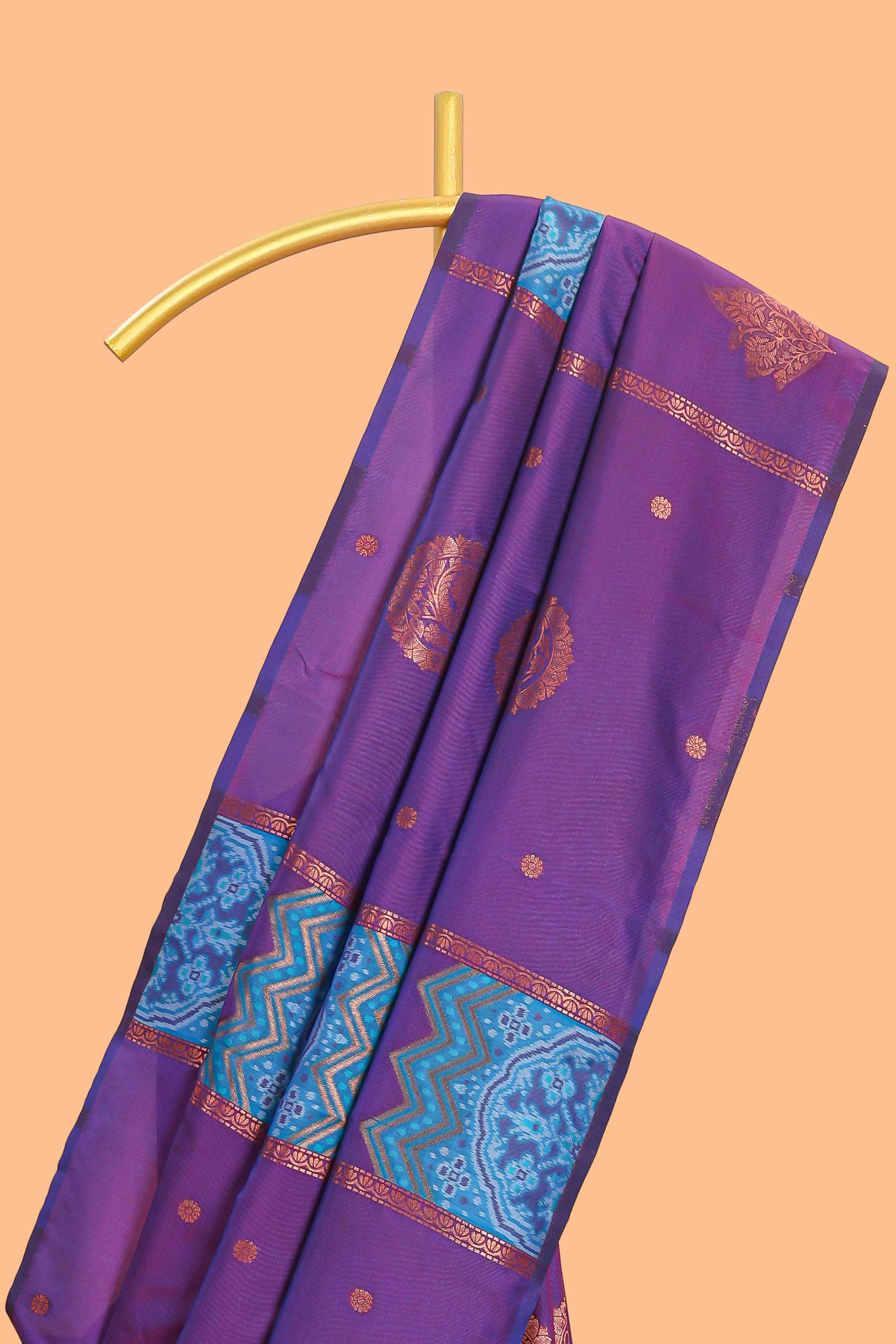 Borderless violet striped floral motifs zari design semi soft silk saree with contrast floral motifs blouse