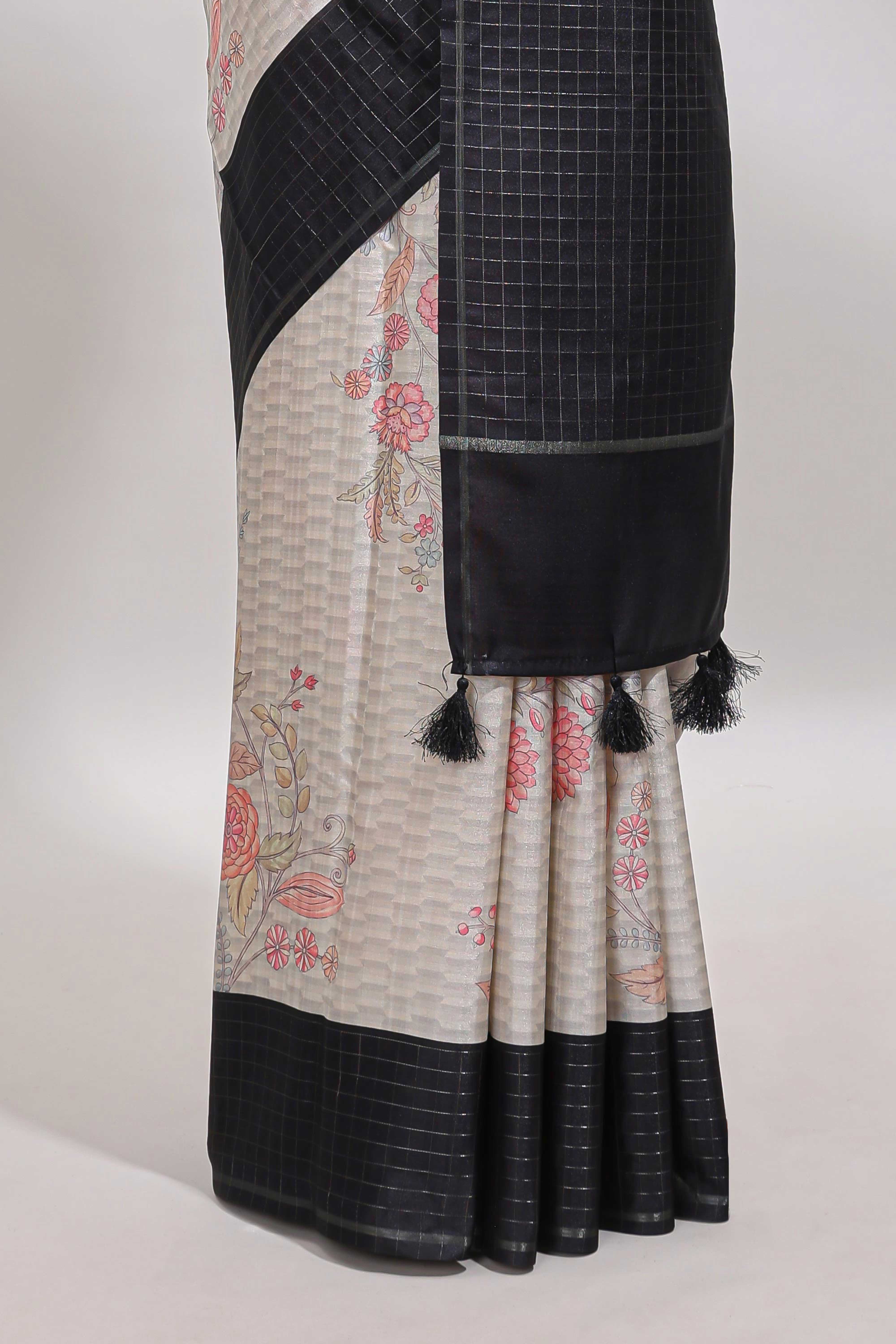 Grey geometric floral design tussar saree with contrast border and floral print blouse