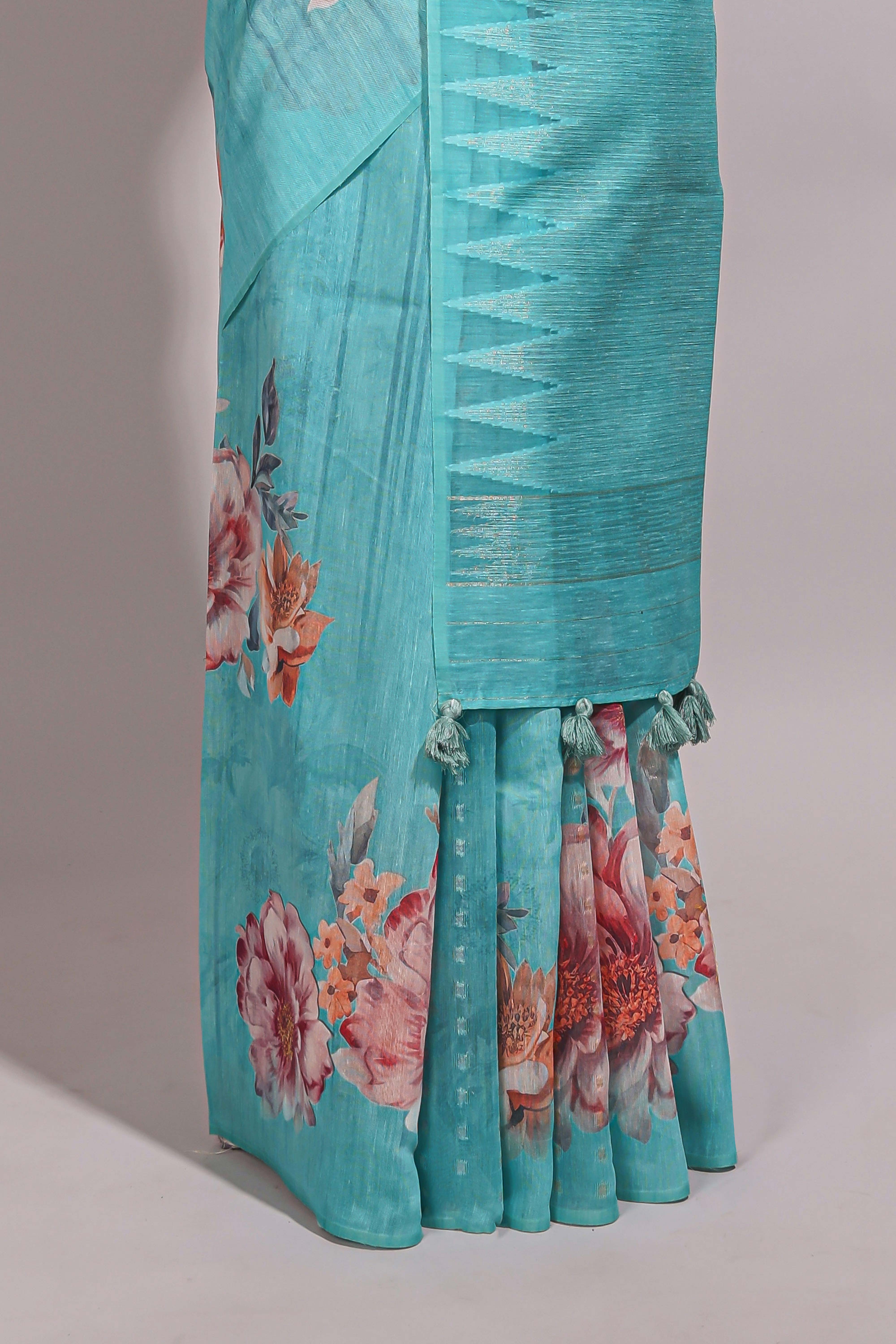 Borderless blue floral design semi tussar saree with self pallu and blouse