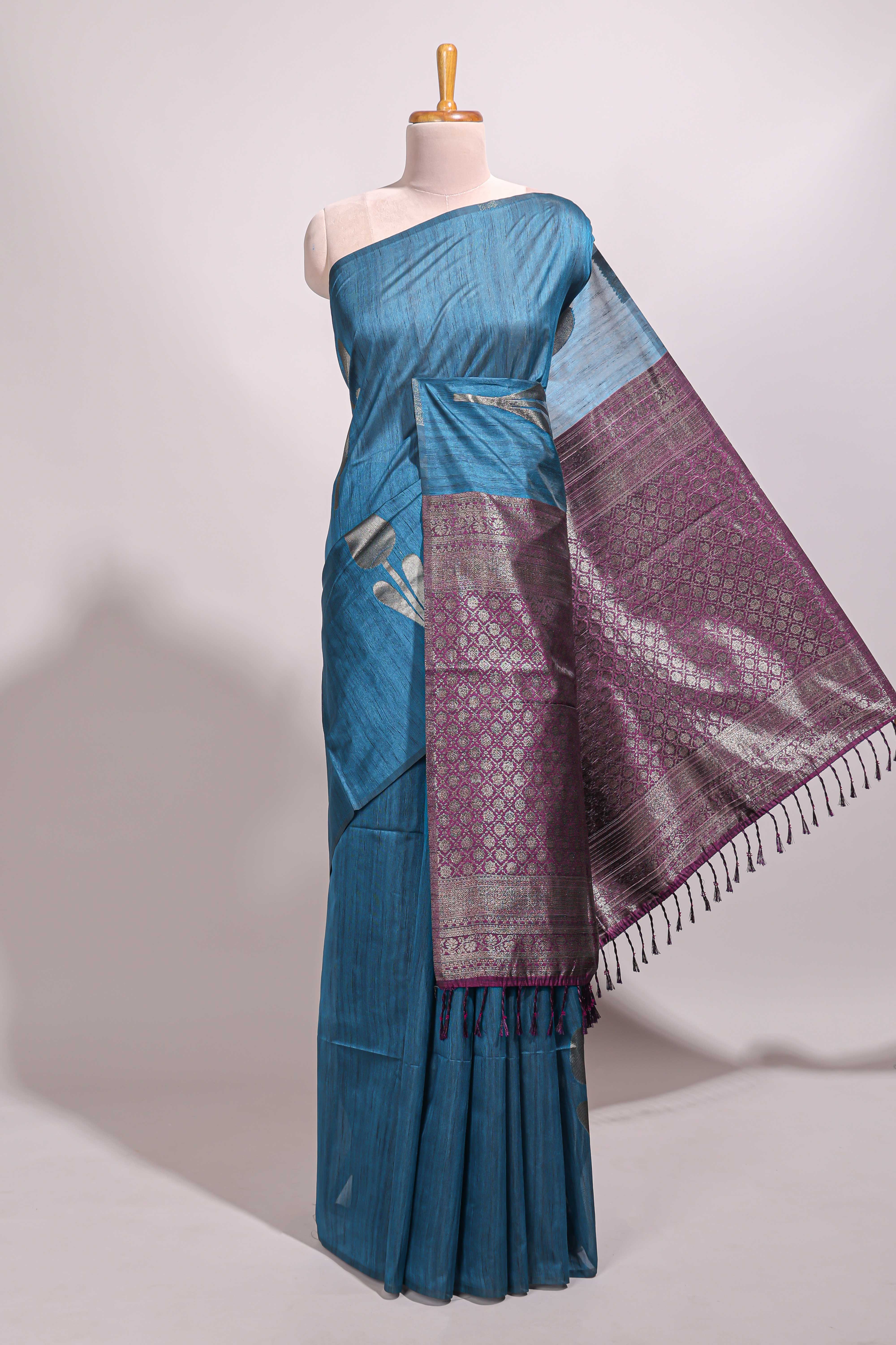 Borderless blue floral design semi tussar saree with contrast pallu and blouse