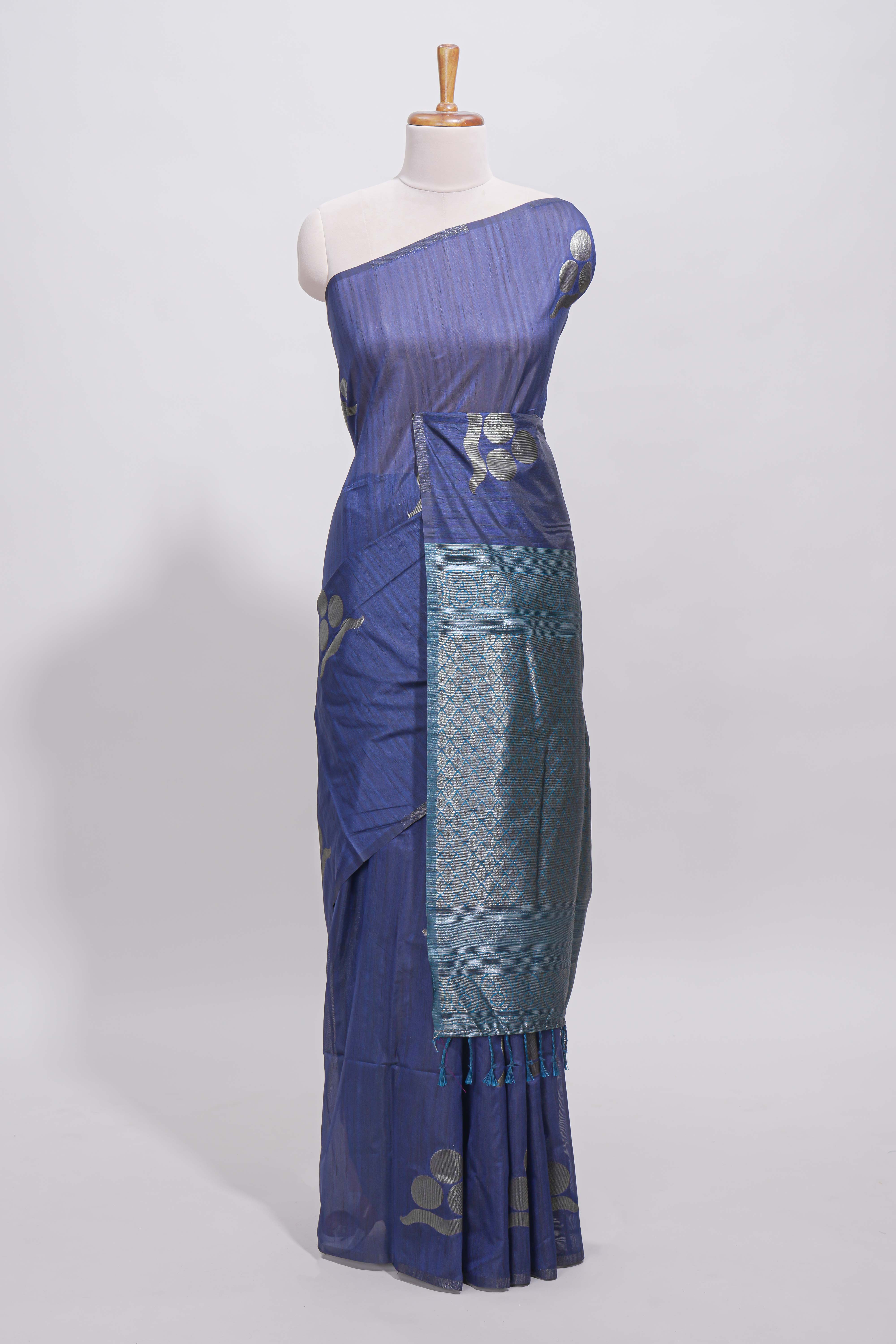 Borderless blue round butta art tussar saree with contrast pallu and blouse