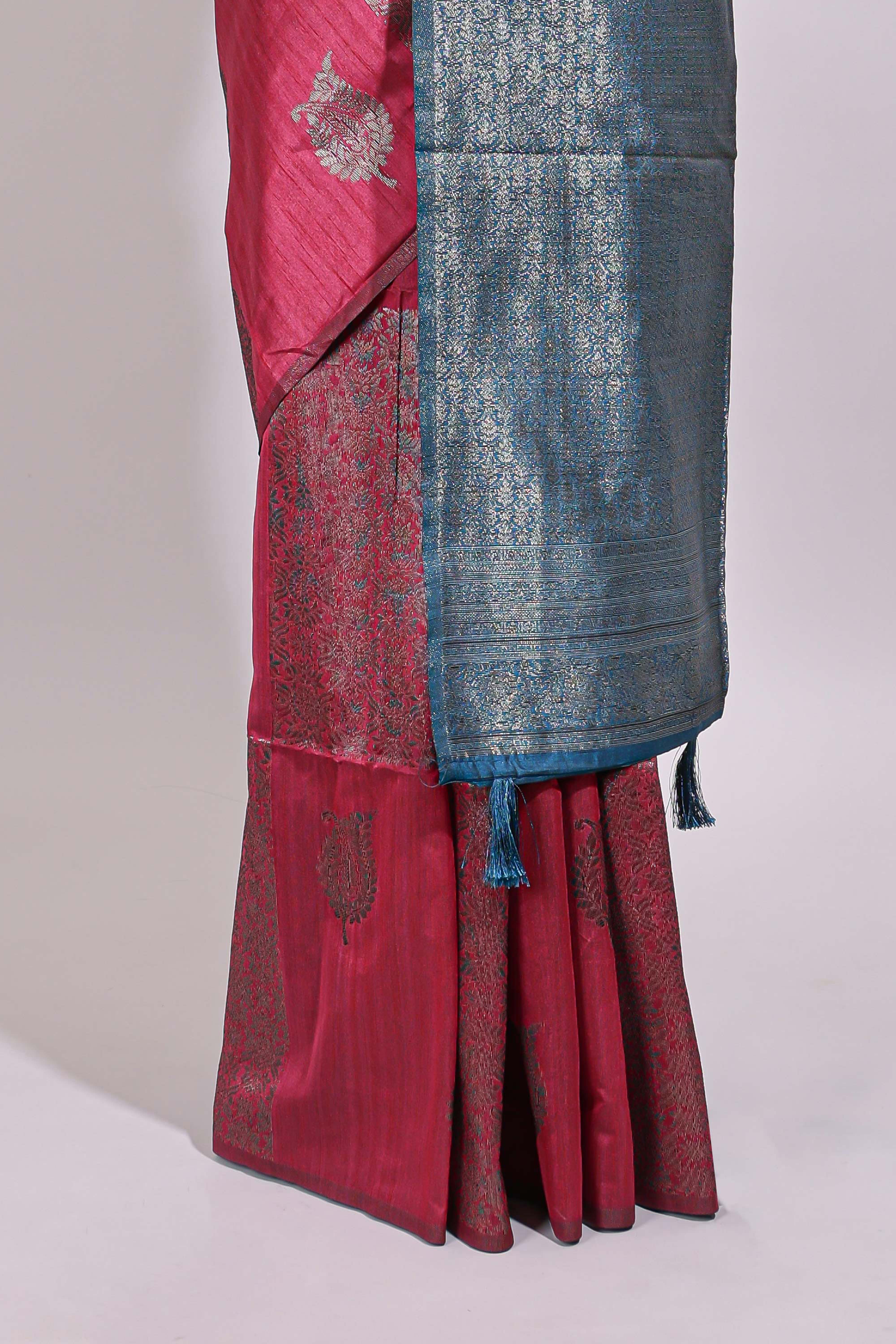 Borderless maroon floral zari design art tussar saree with contrast floral design pallu and zari motifs blouse