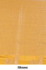 Blouse pairing contrast