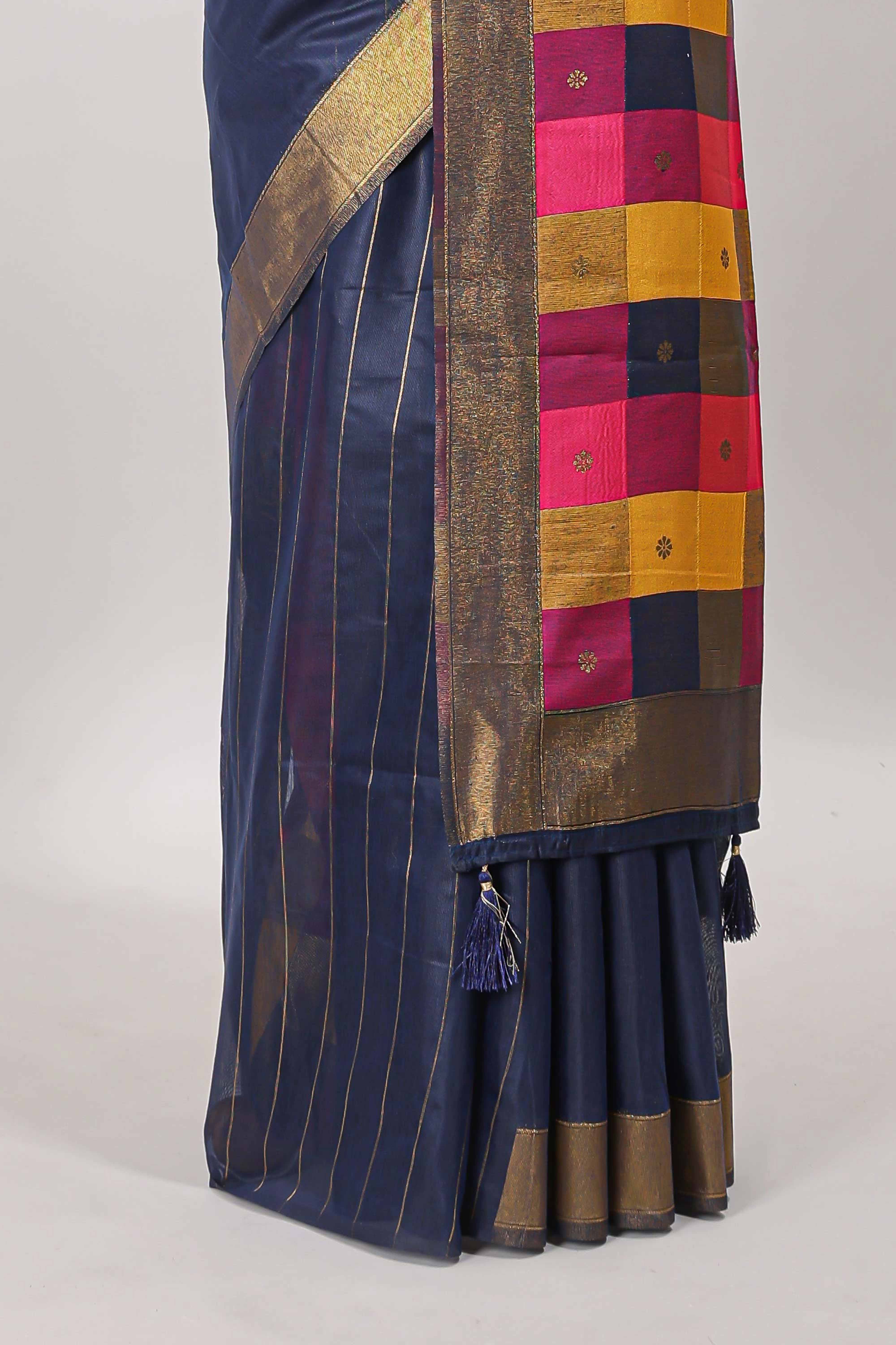 Blue contrast checked pallu linen cotton saree