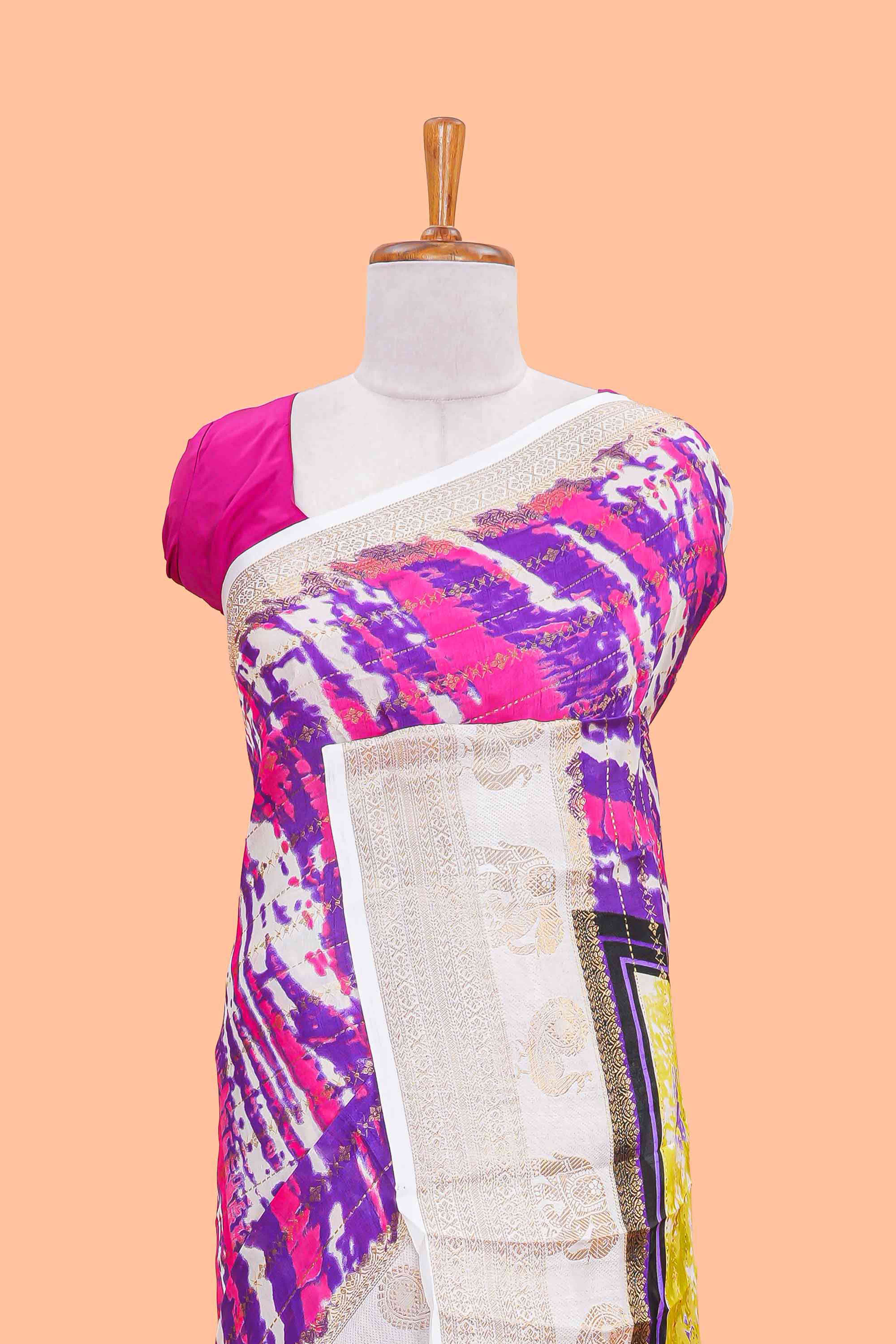 Dola silk kanchipuram border saree
