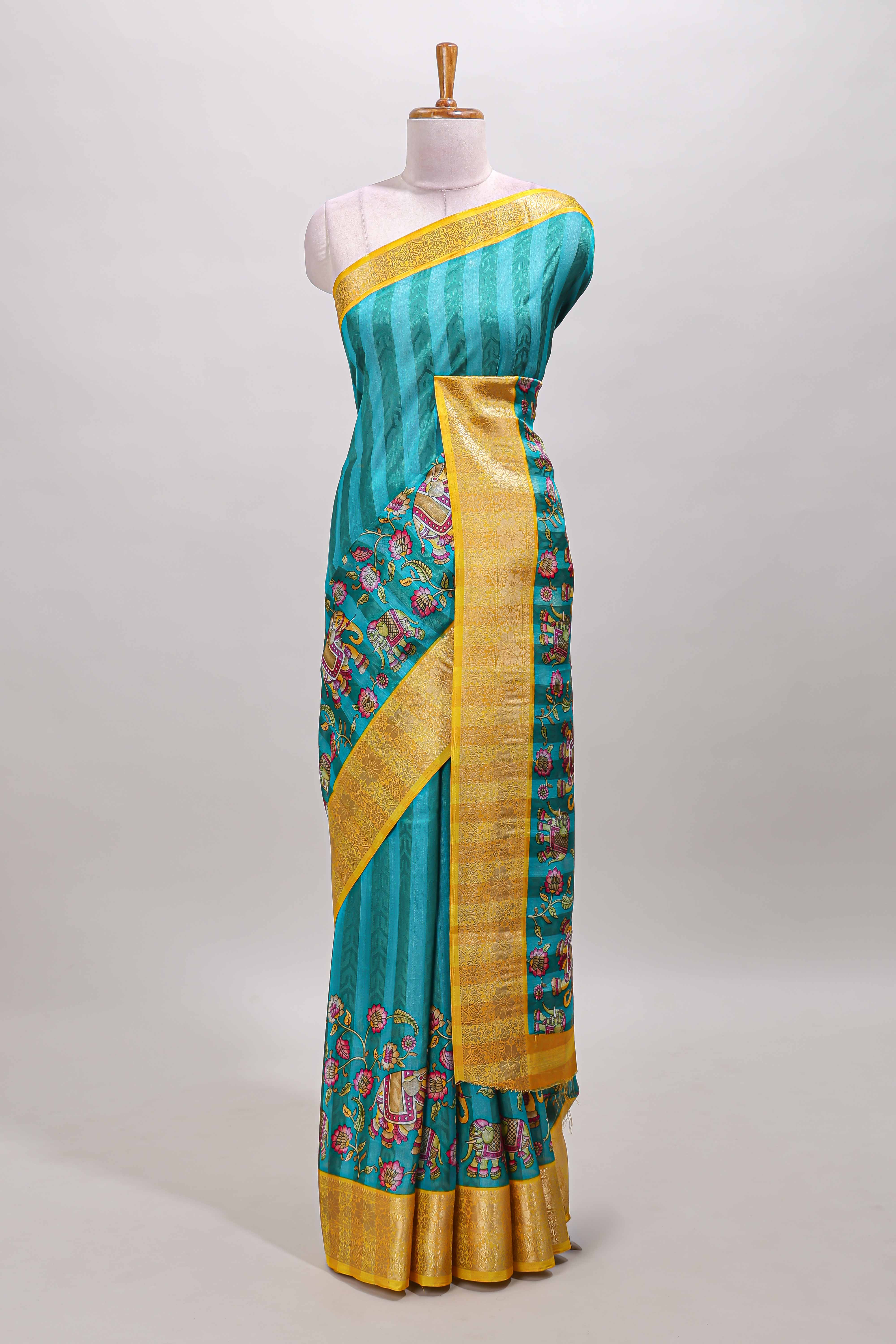Elephant motif stripe pattern