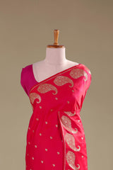 Floral pallu styling