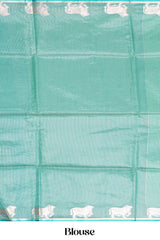 Graceful finishing drape