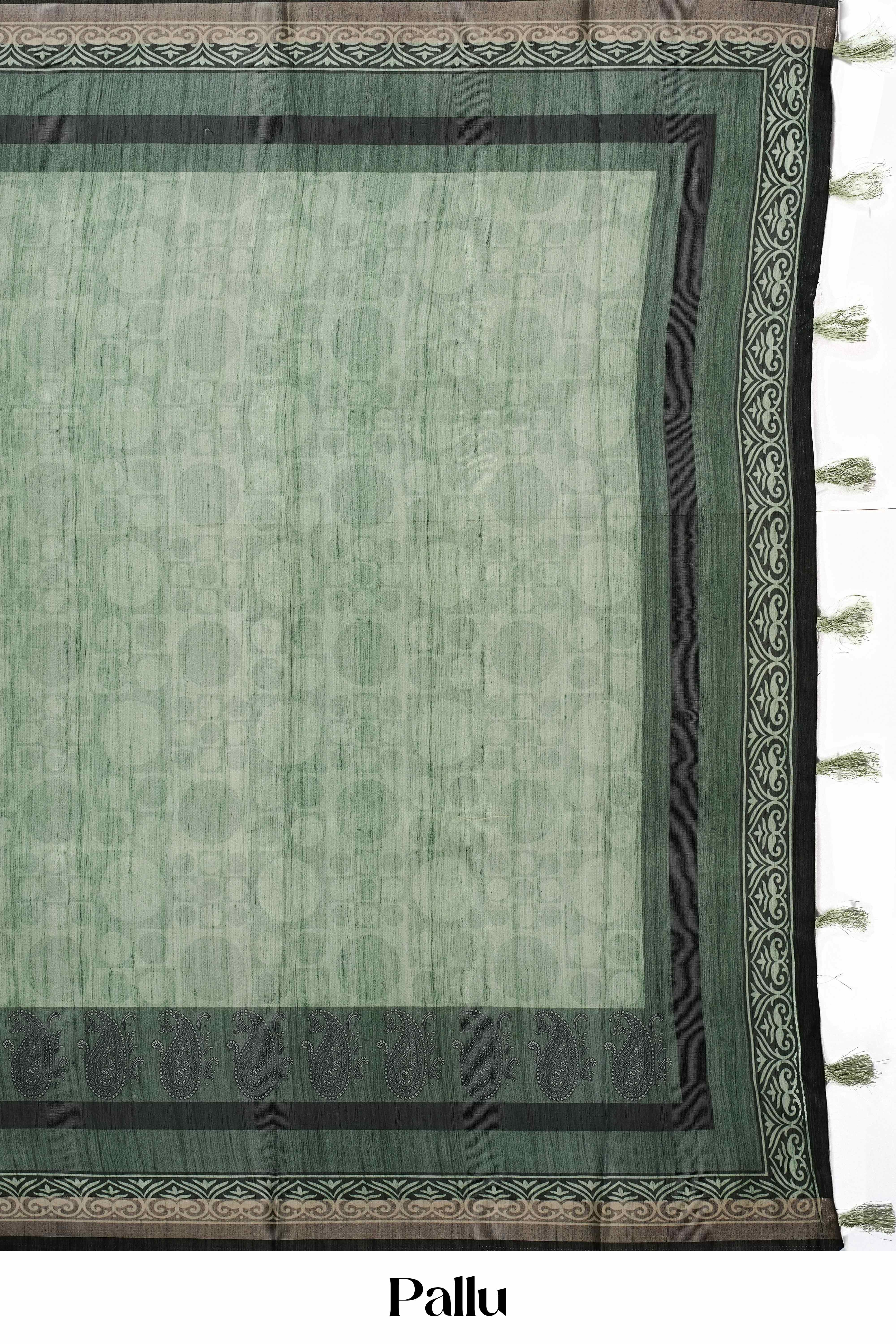 Green saree Pallu