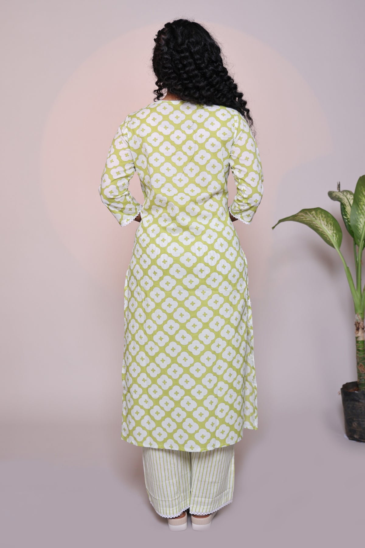 Green floral motifs 3/4 slevee salwar suit with matching pant and printed dupatta