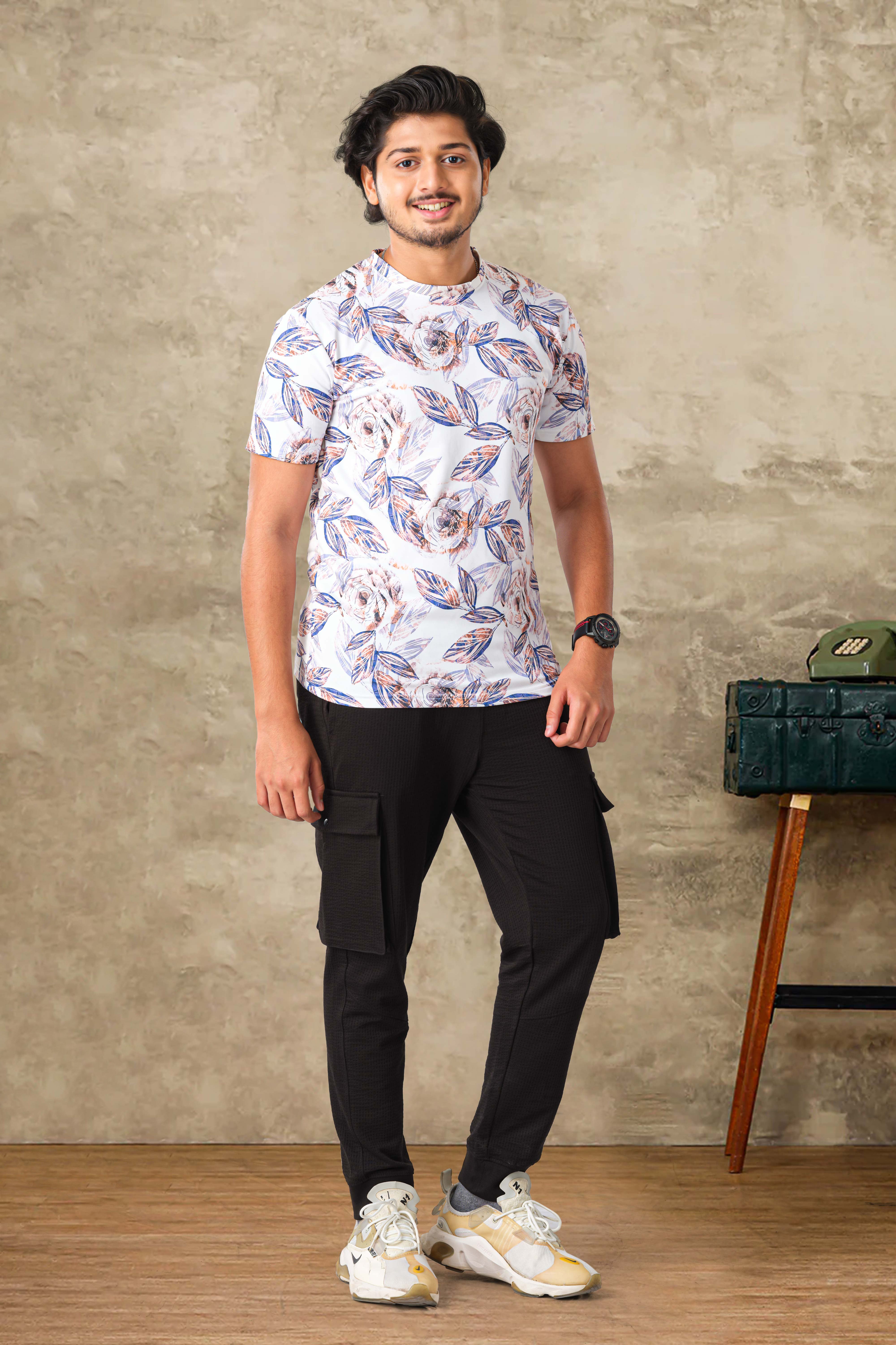 Modern white printed tee
