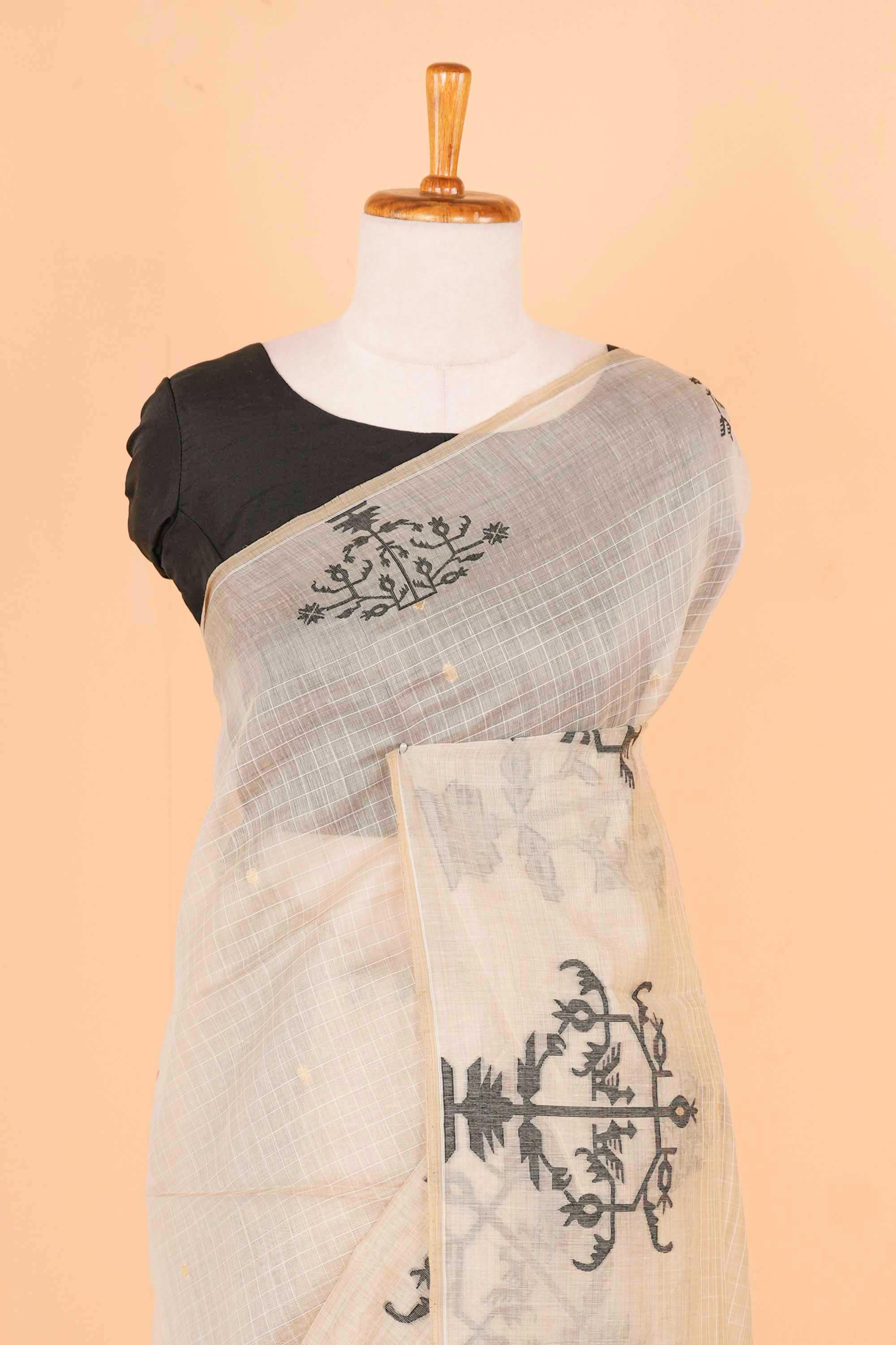 Natural woven surface