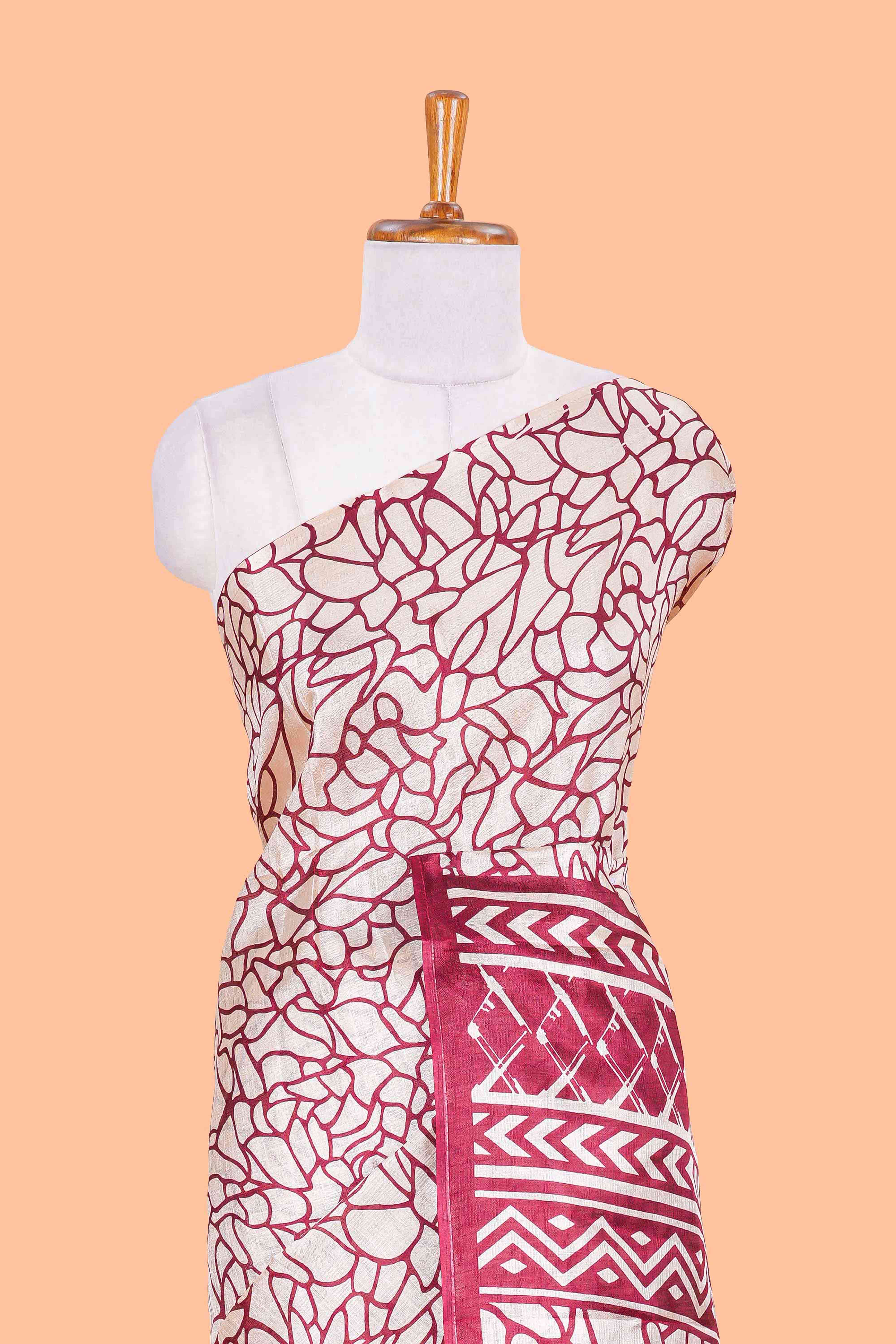 Pallu accent styling