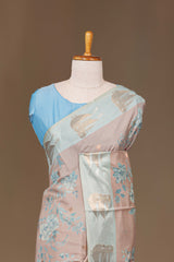 Pallu contrast detailing saree