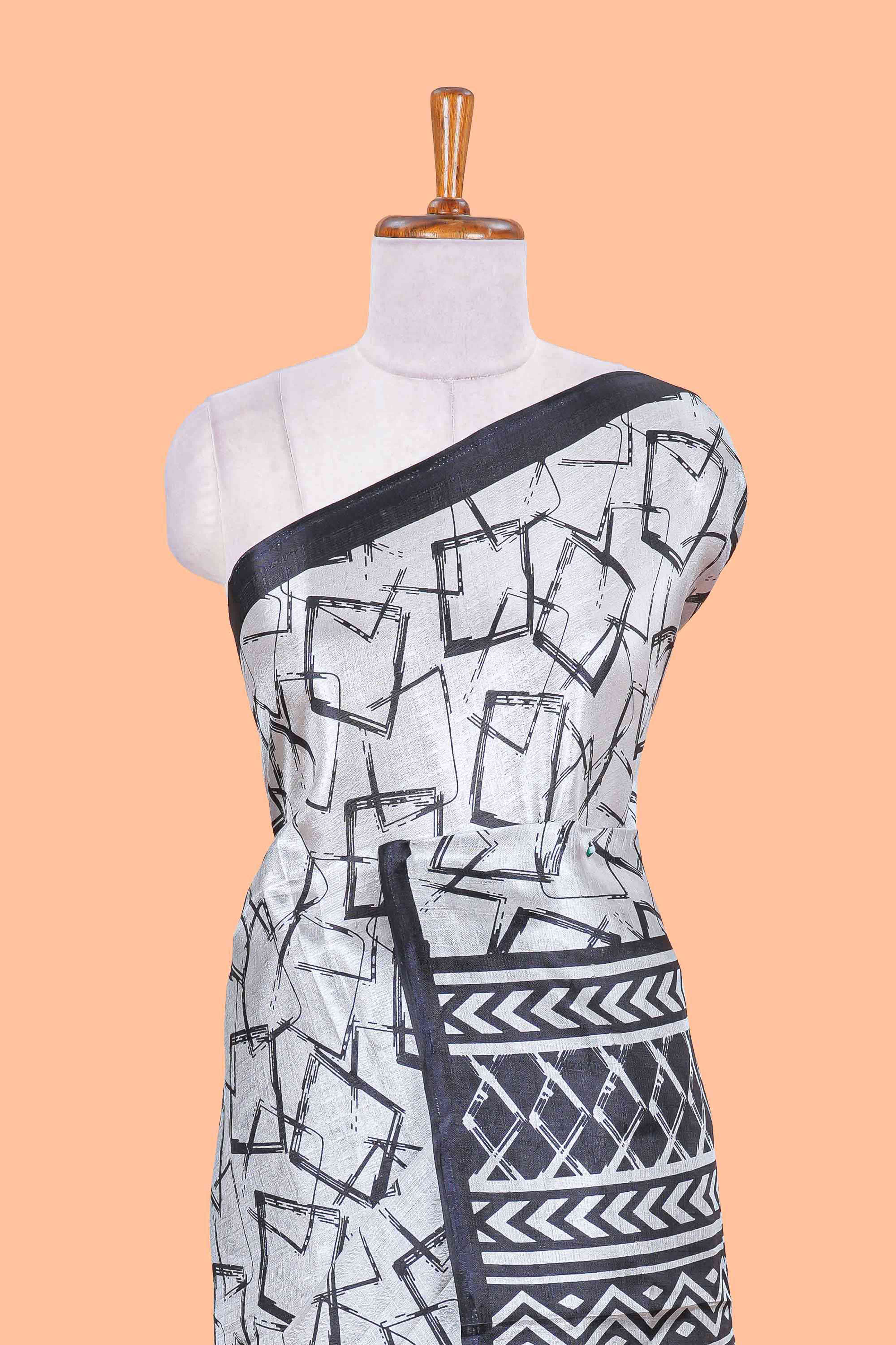 Pallu design accent