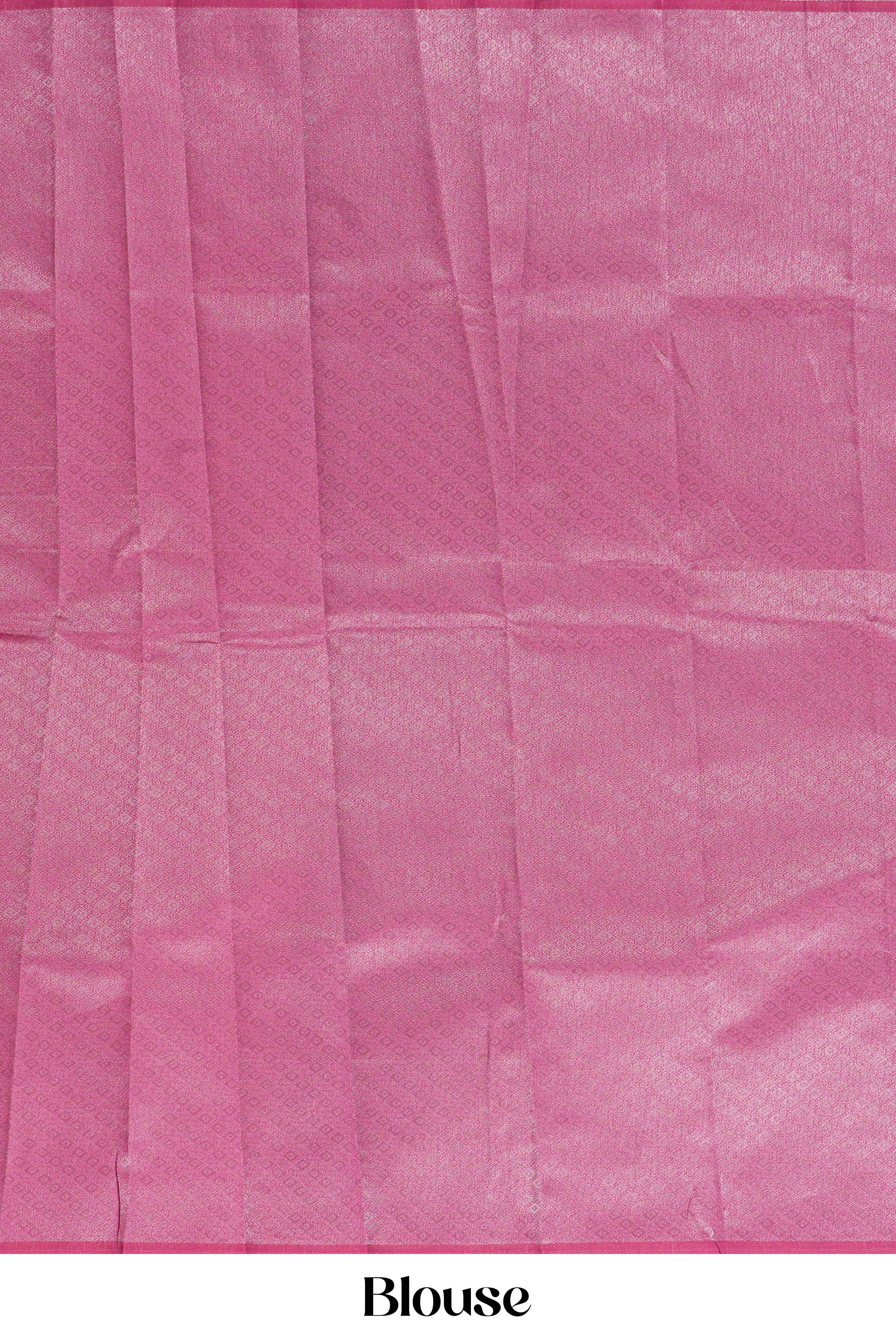 Peach lichi silk contrast pallu saree