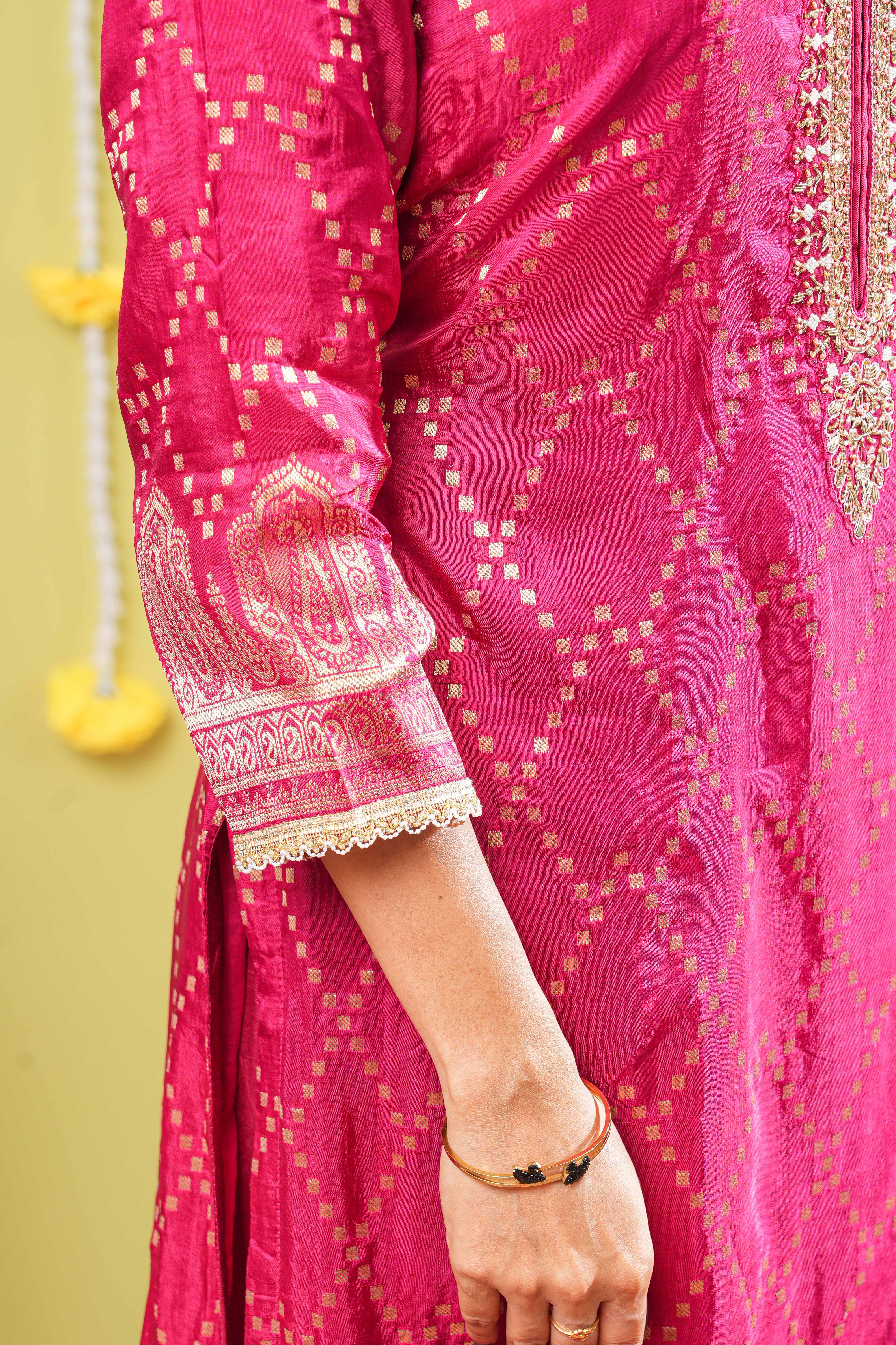 Pink viscose festive salwar suit