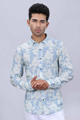 Printed collar detailing