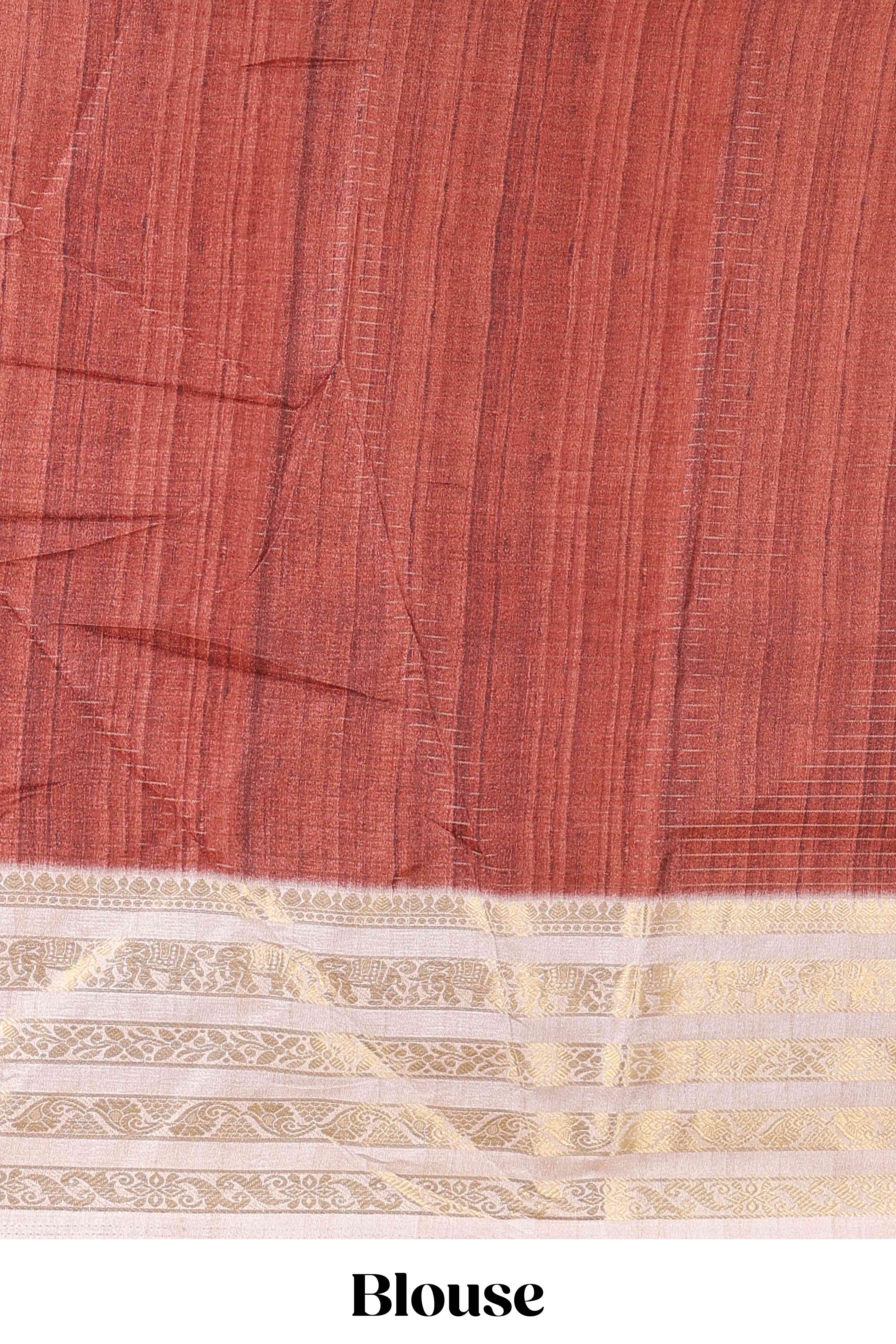 Red dola silk contemporary saree