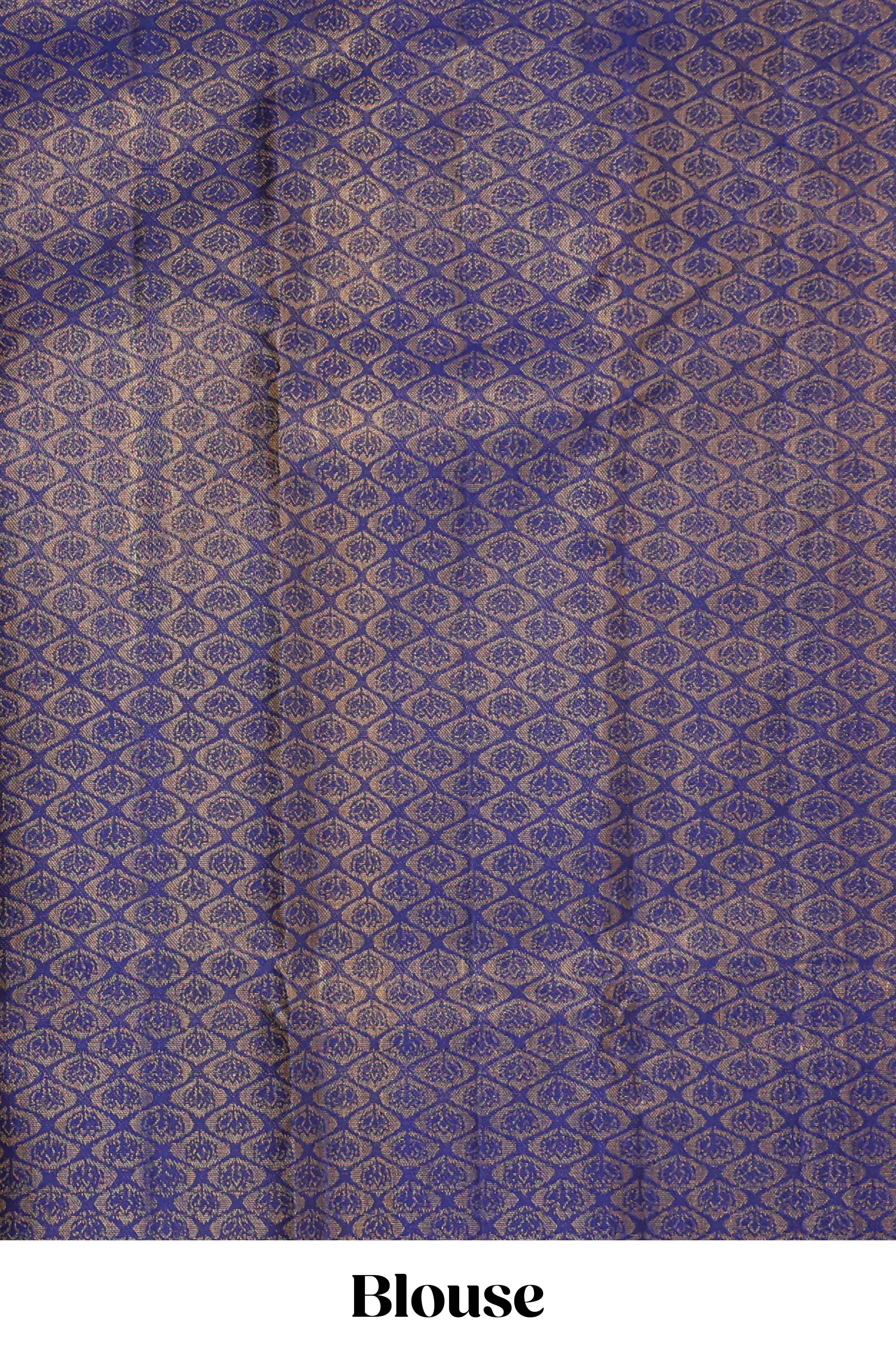 Borderless blue floral designed swayamvara pattu saree withcontrast zari pallu and blouse