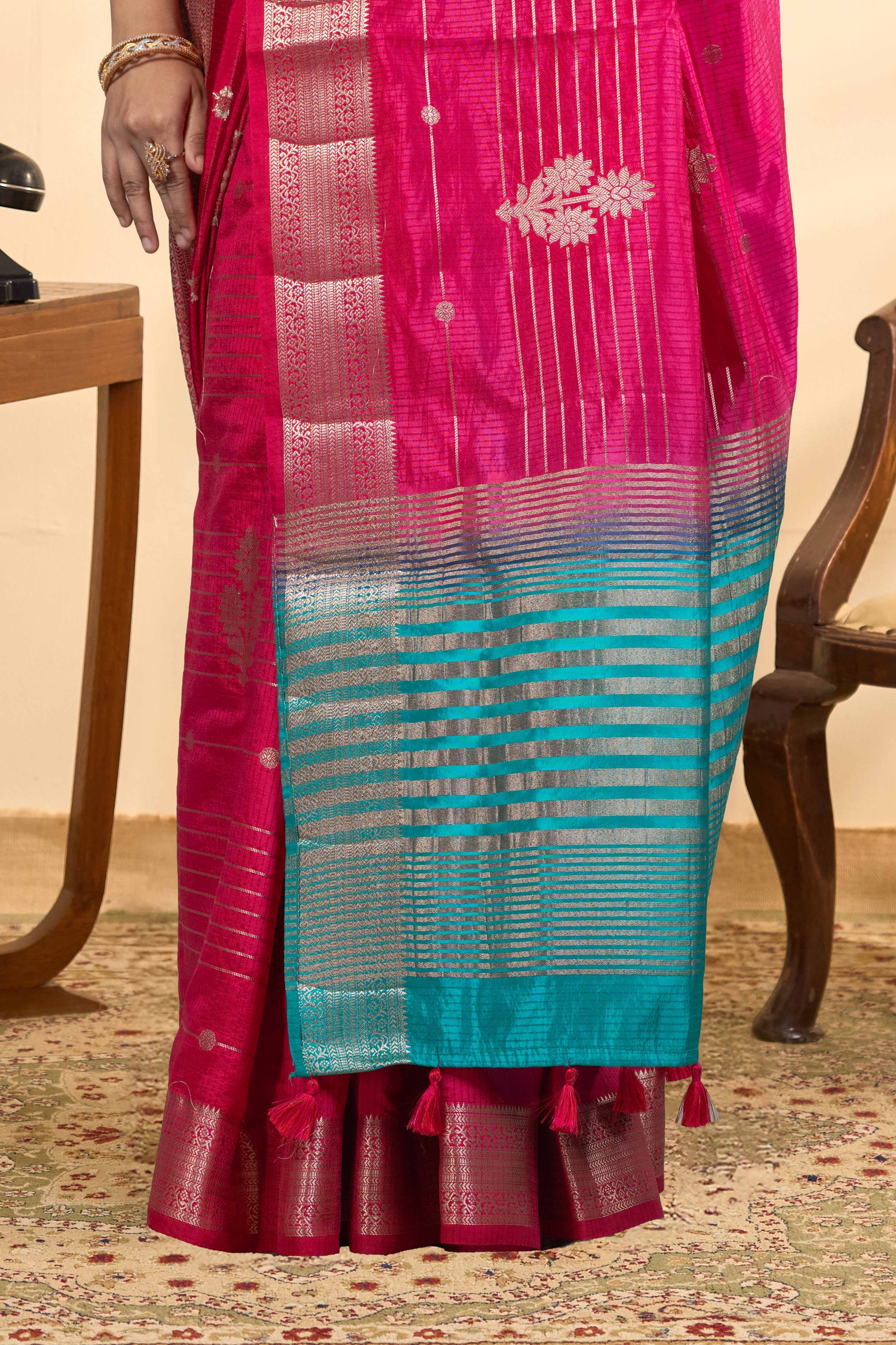 pink saree with contrase pallu