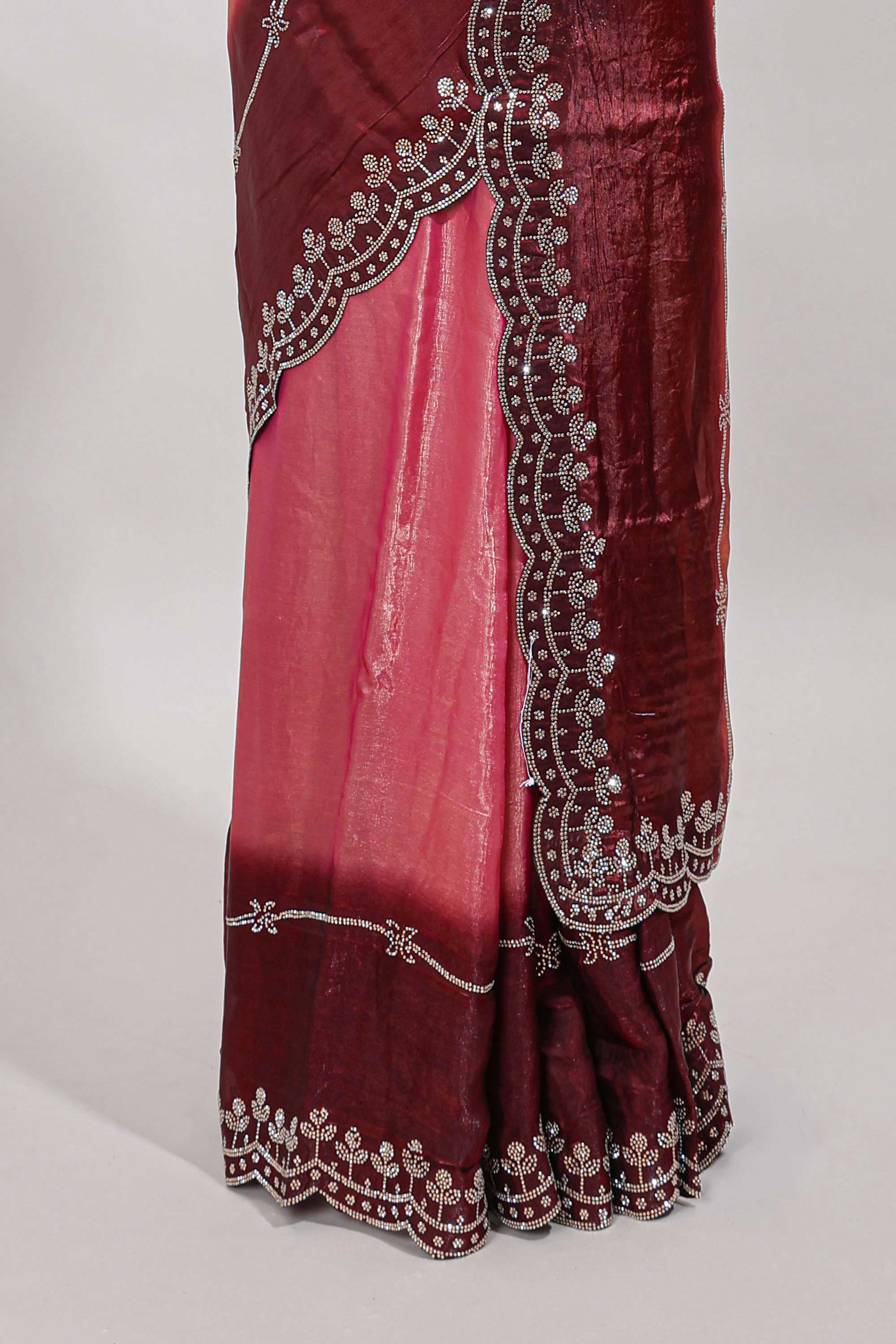 Scallop border pink saree