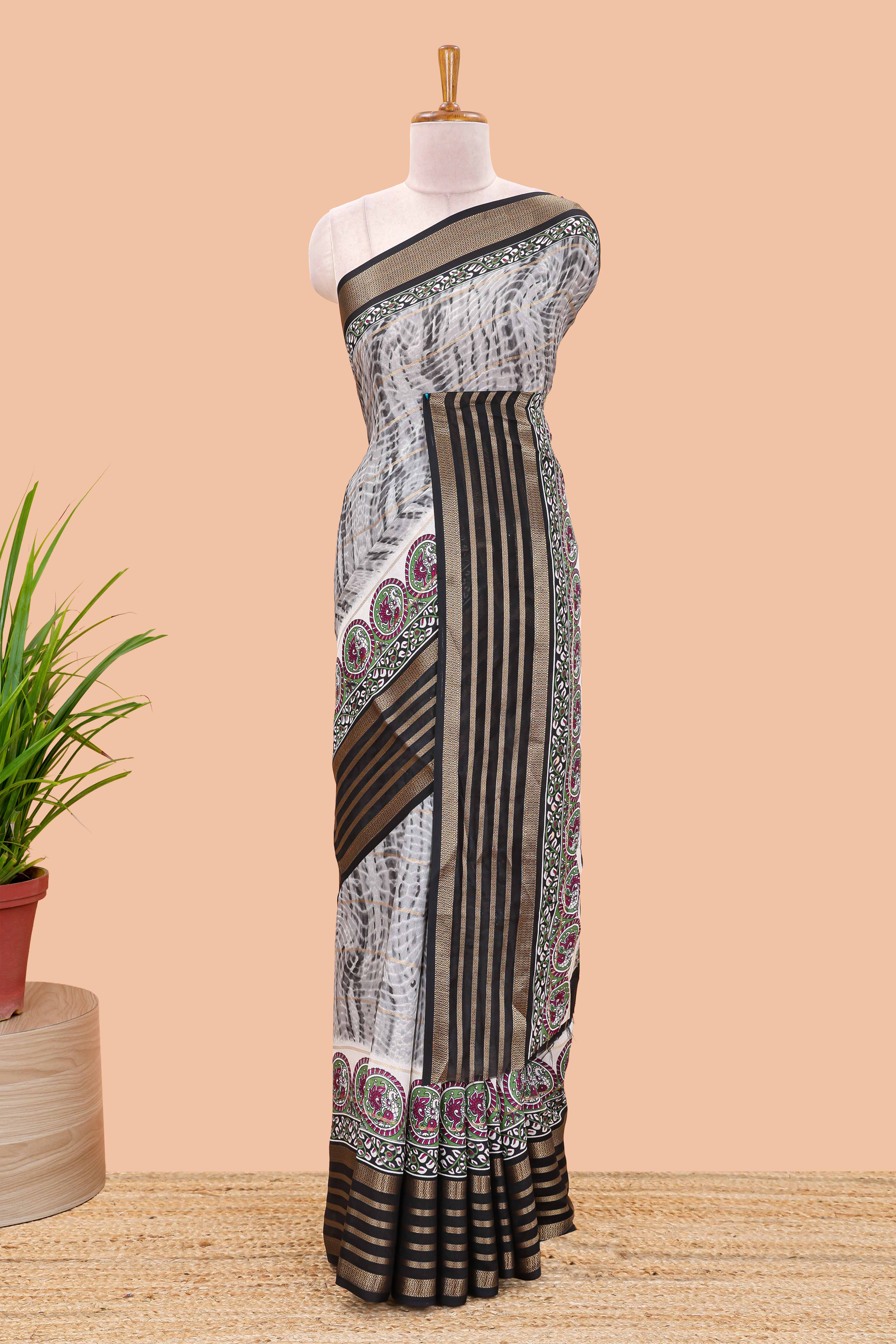 Shibori print detailing