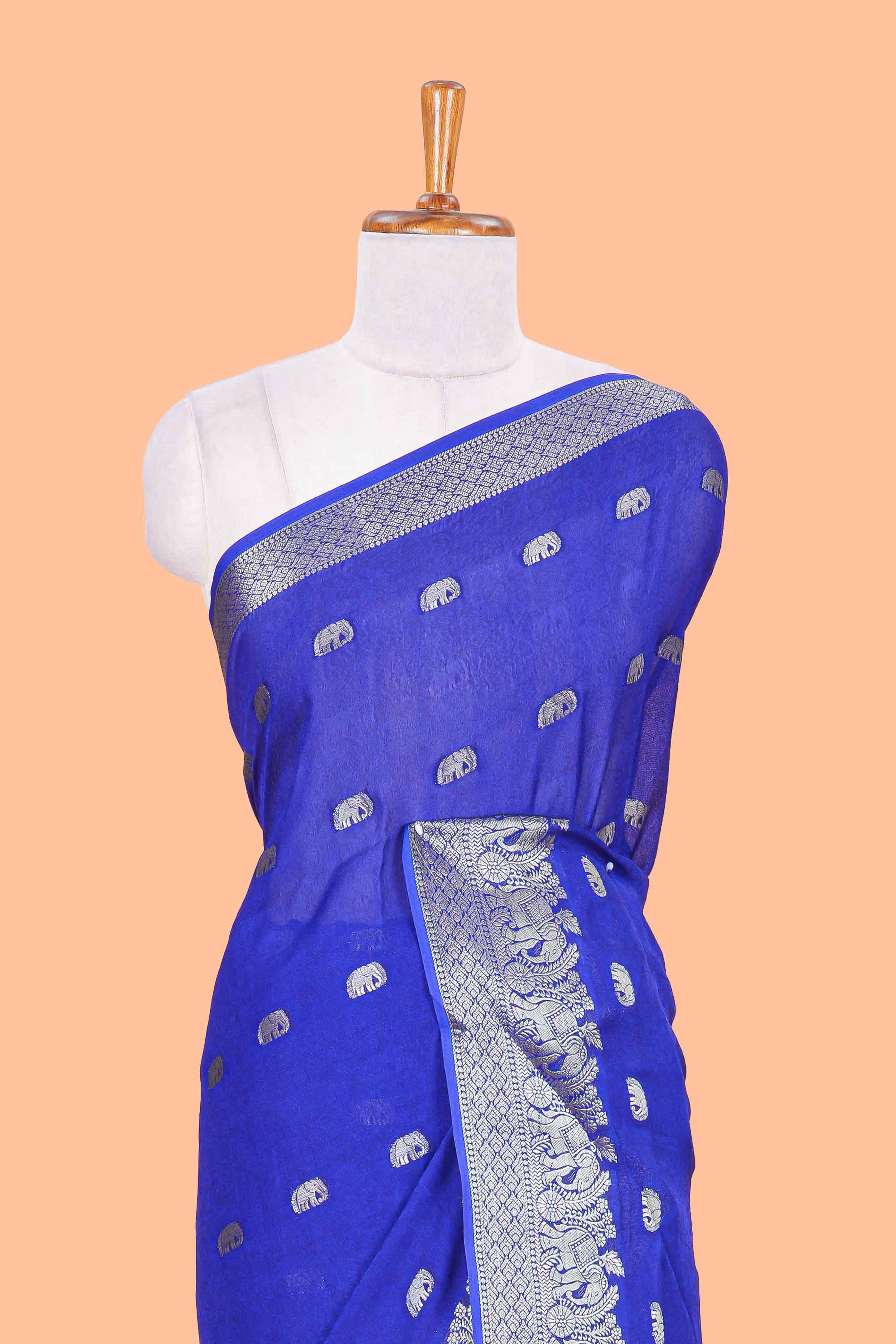 Zari border feature