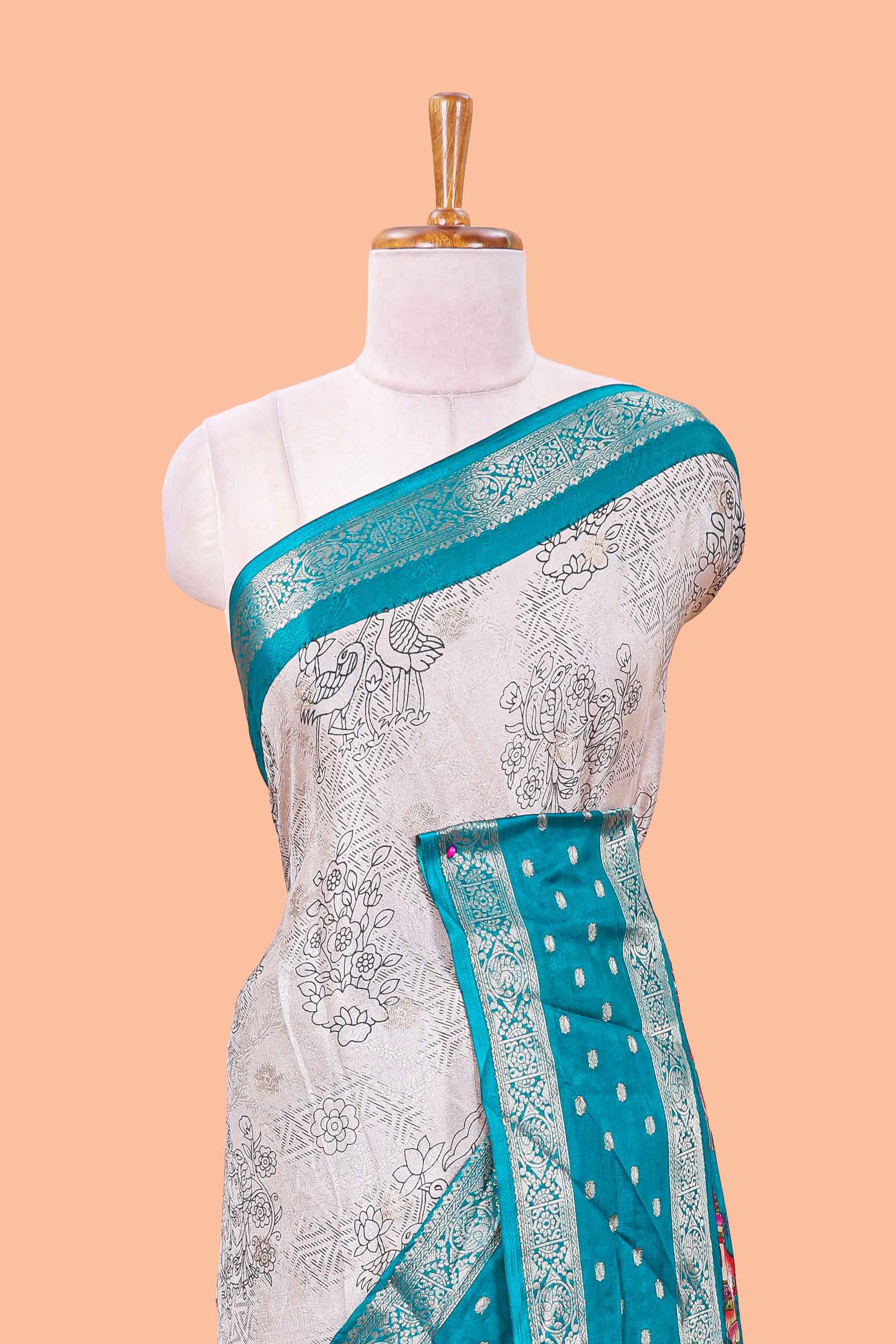 Zari turquoise border styling