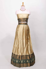 Zari woven ethnic ensemble