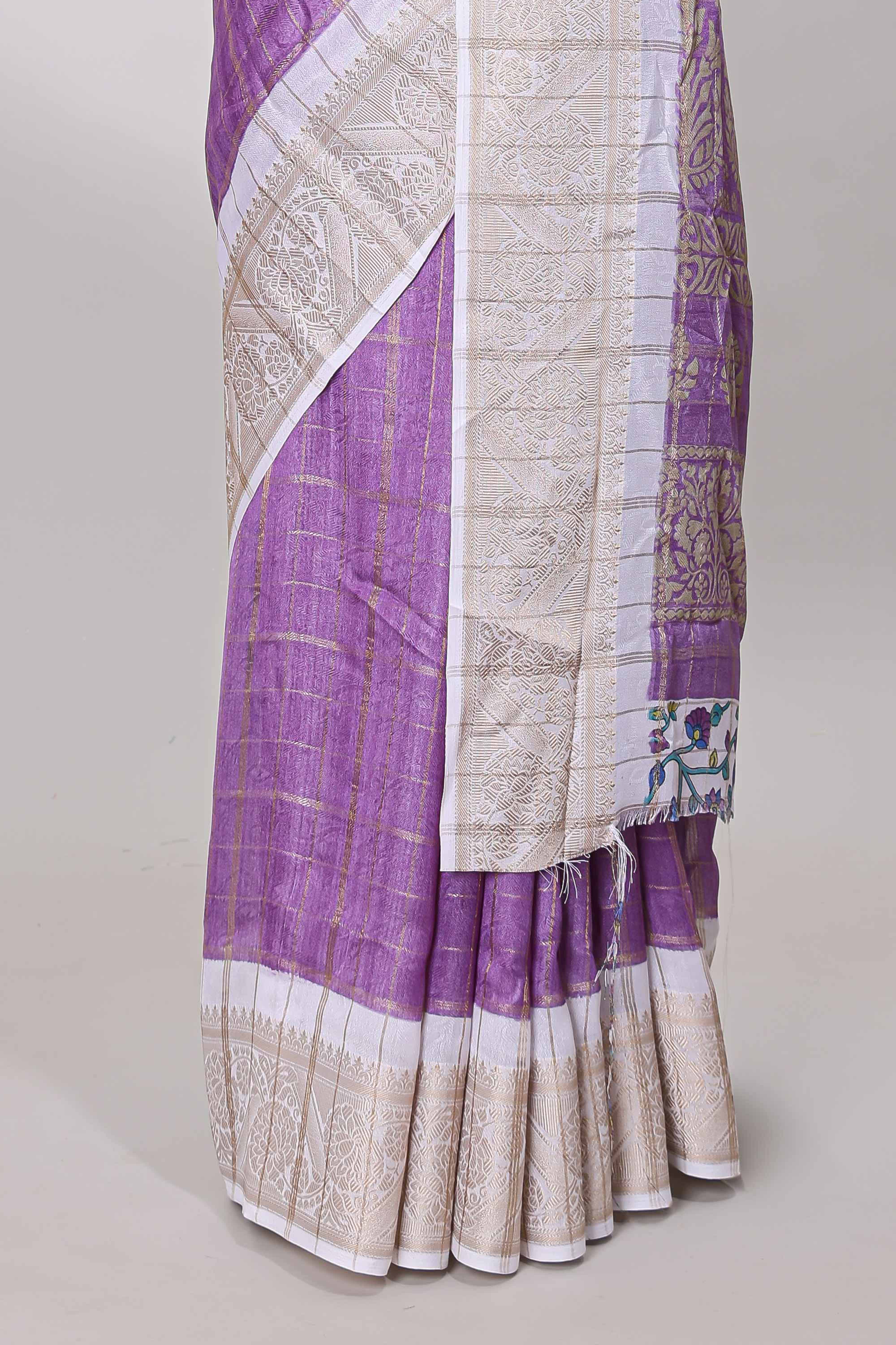 gold zari border saree