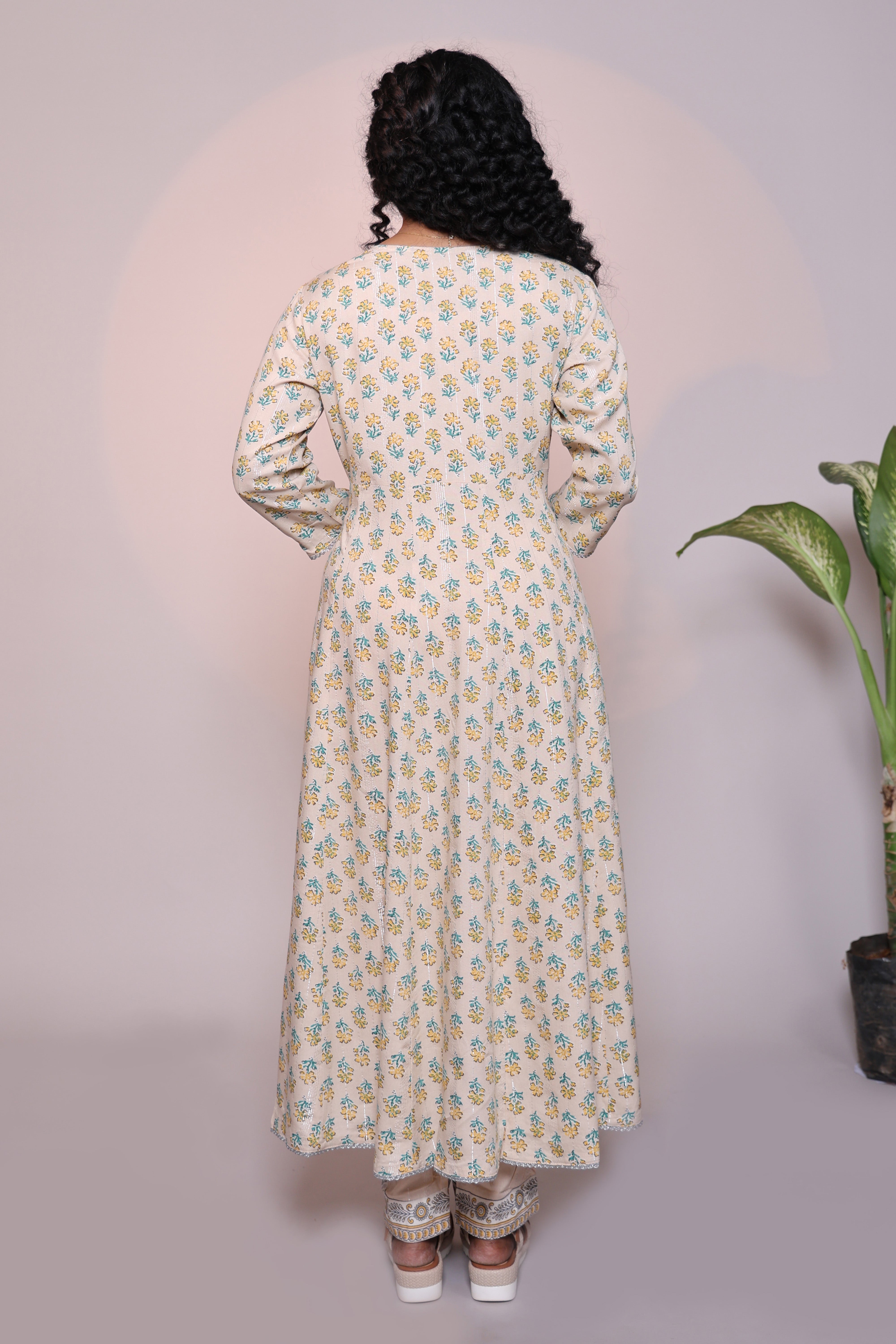 Off white floral motifs 3/4 slevee salwar suit with matching pant and printed dupatta