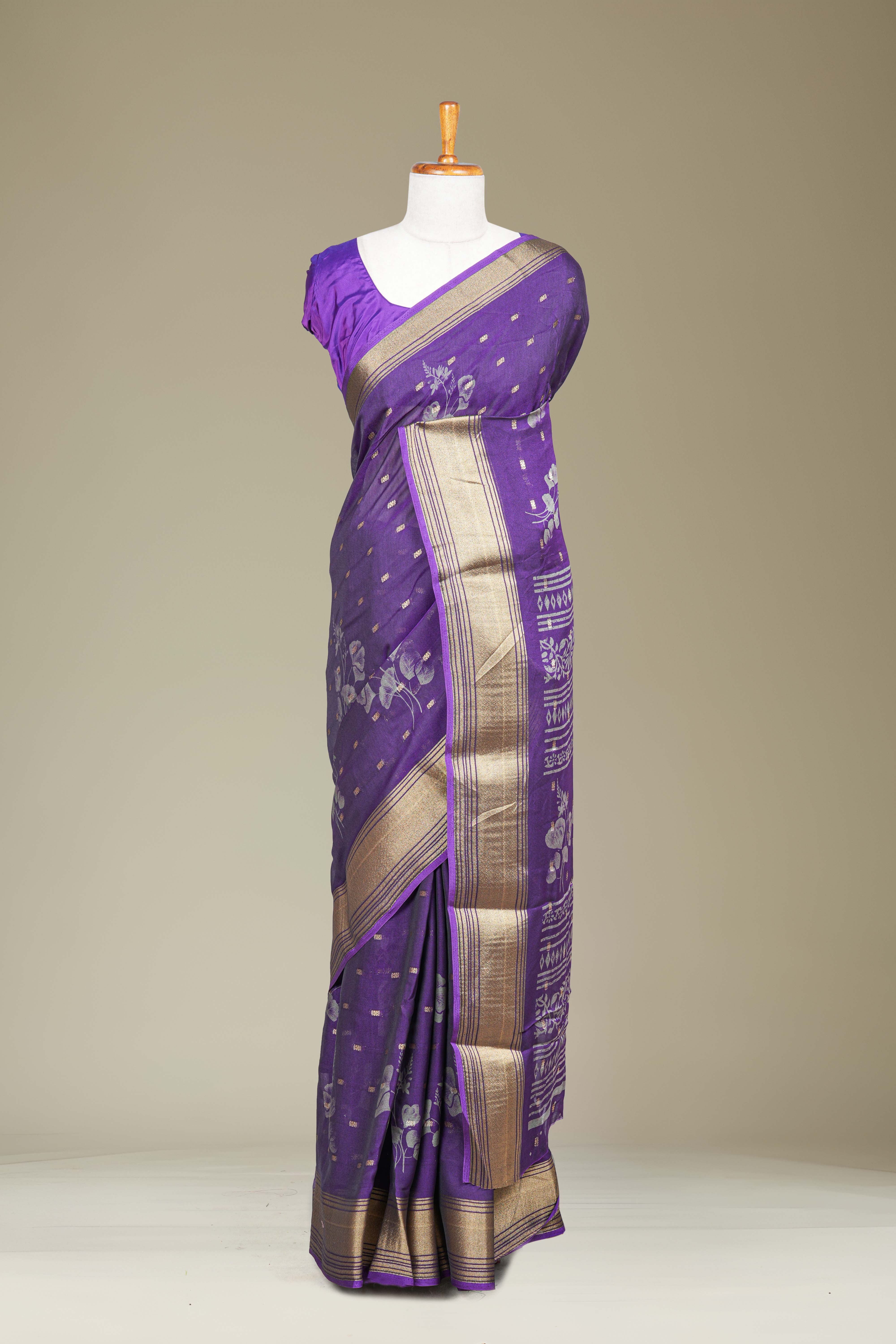 violet floral print