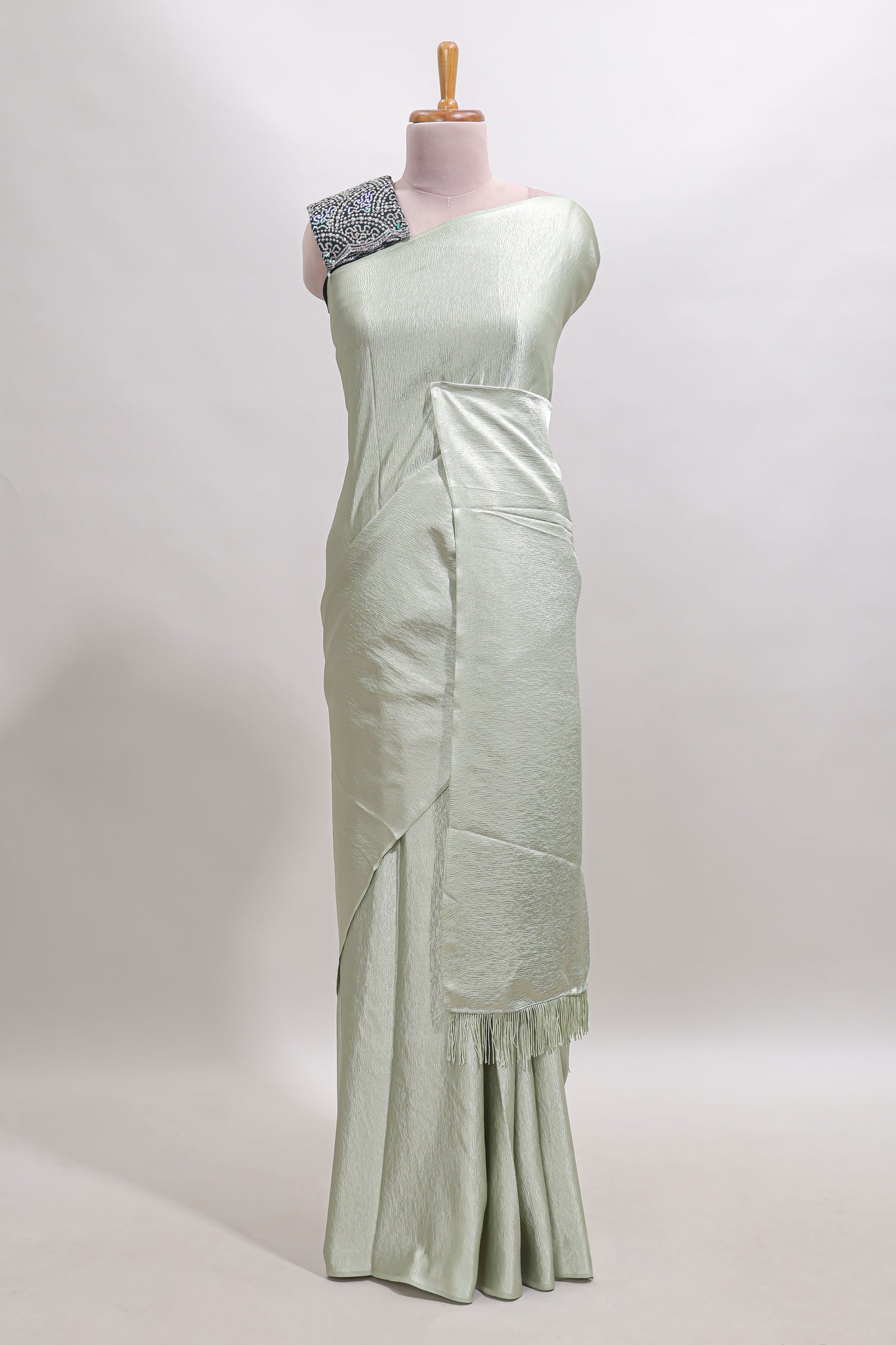 Borderless green plain chiffon saree with contrast embroidery blouse