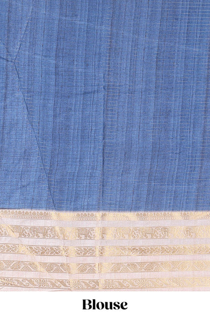 Blue dola silk saree featuring monochrome fusion print and contrast zari border