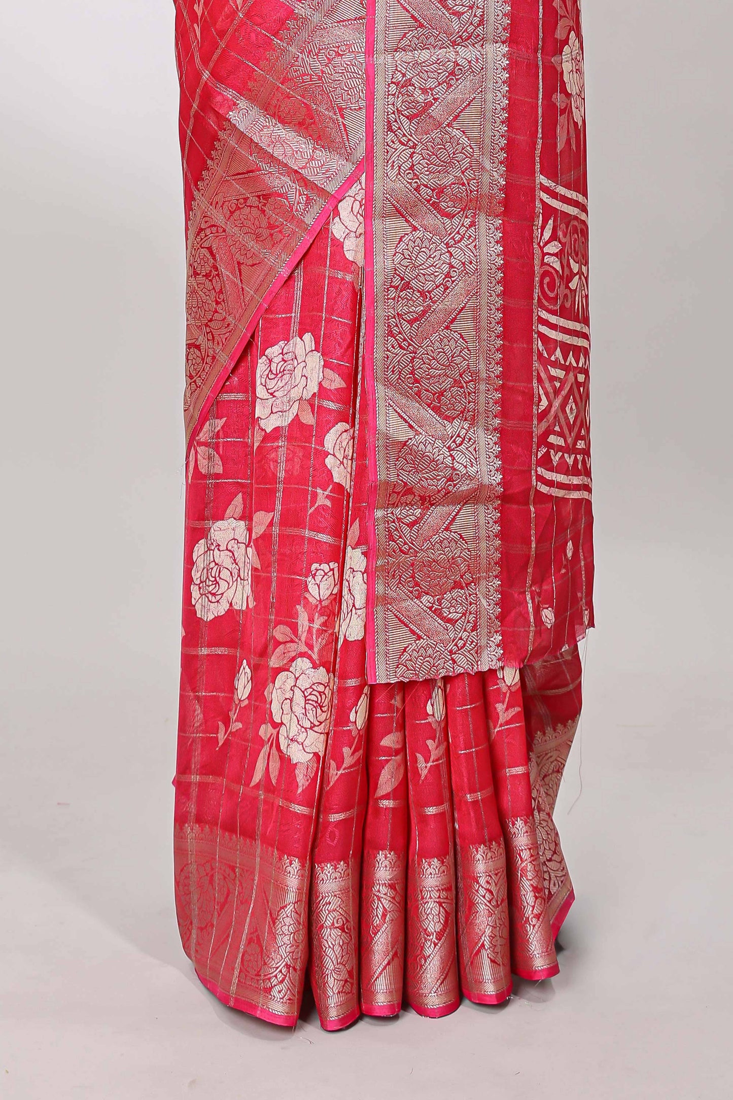 Pink checks marsh mellow gulab floral print saree with gold zari border and blouse