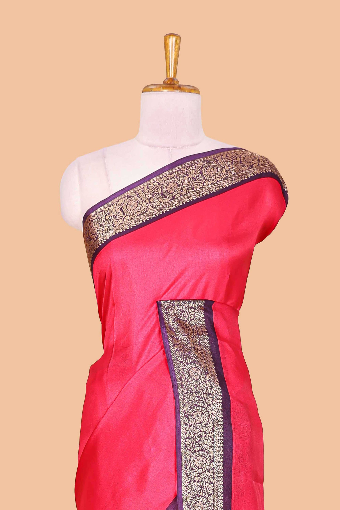 Pink marsh mellow plain saree with contrast gold zari border and butta blouse