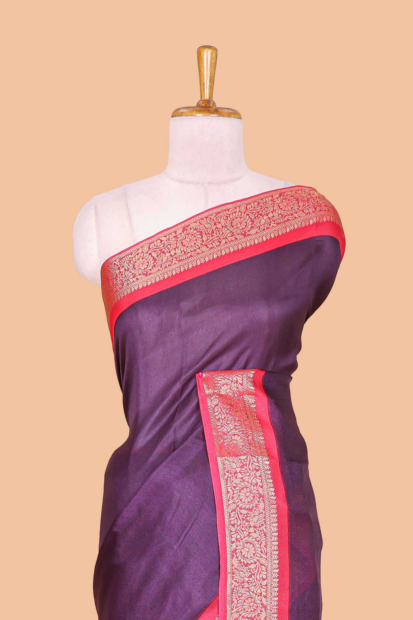 Purple marsh mellow plain saree with contrast gold zari border and butta blouse