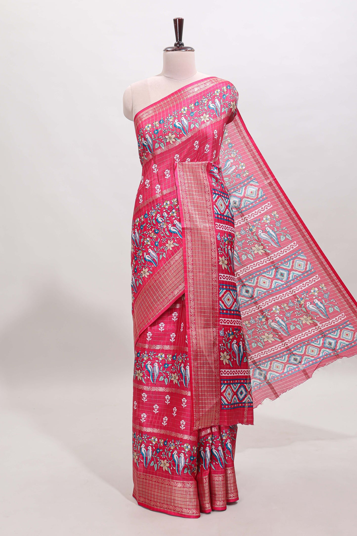 Pink checked floral design dola saree with self zari border and matching blouse