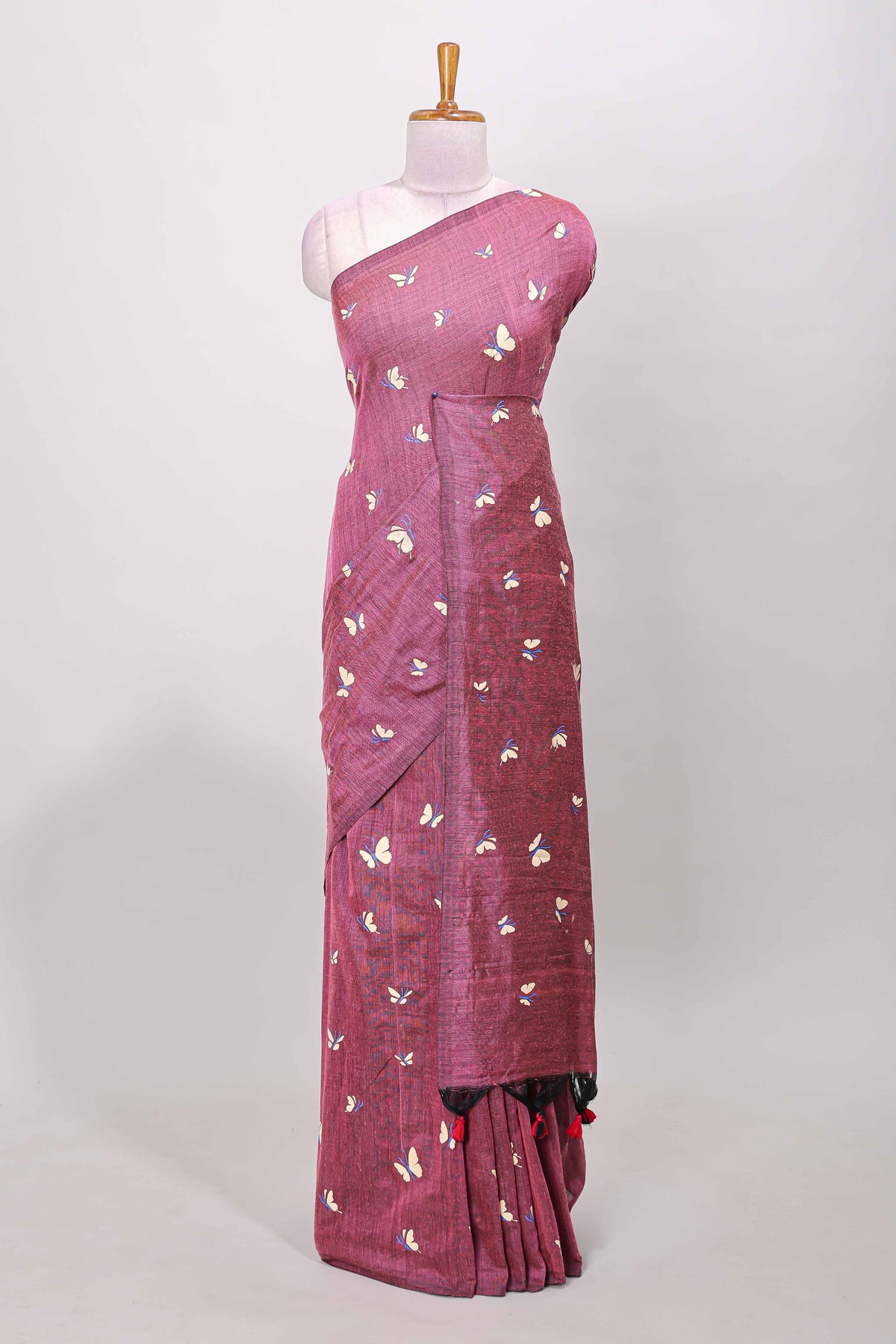 Borderless china rose-pink butterfly motifs south cotton saree with contrast printed blouse