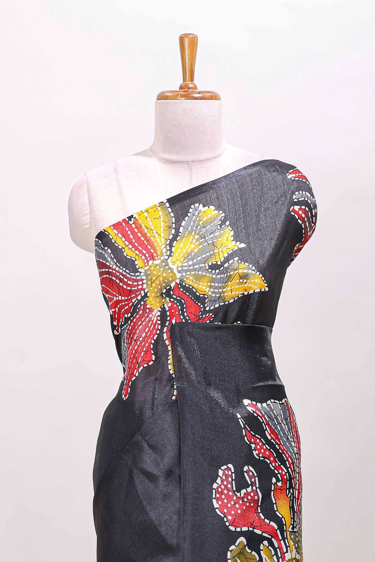 Borderless black floral print south cotton saree with matching butta blouse