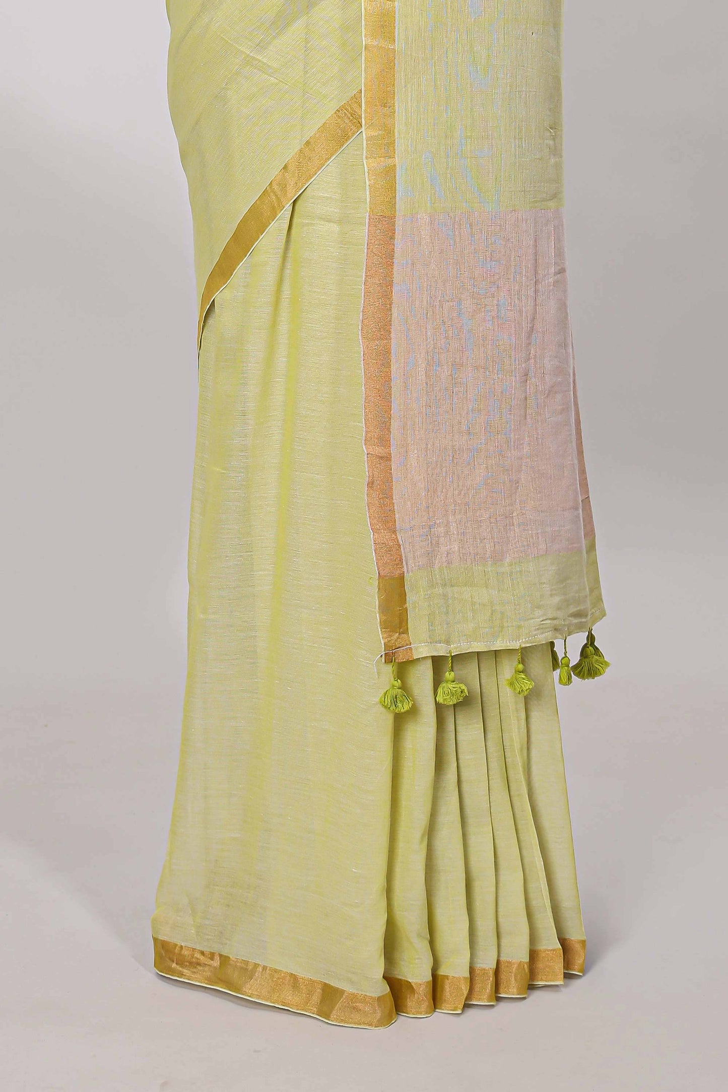 Green plain south cotton saree with zari border and pallu